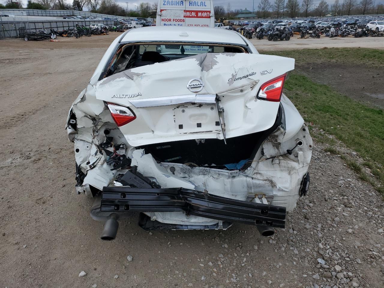 2017 Nissan Altima 2.5 - Image 6