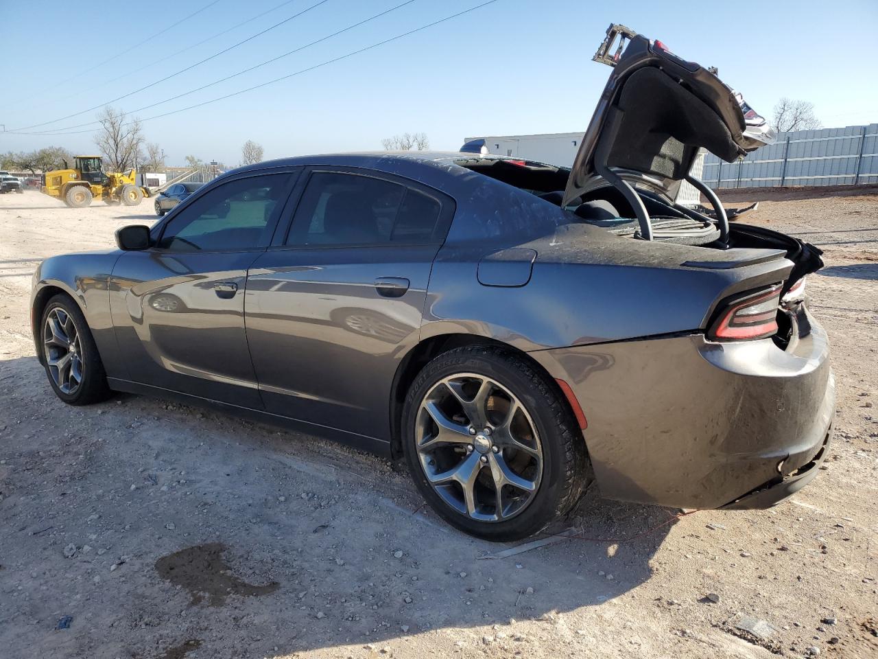 2015 Dodge Charger Sxt - Фото 2