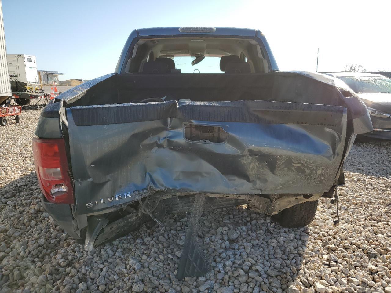 2009 Chevrolet Silverado - Image 6