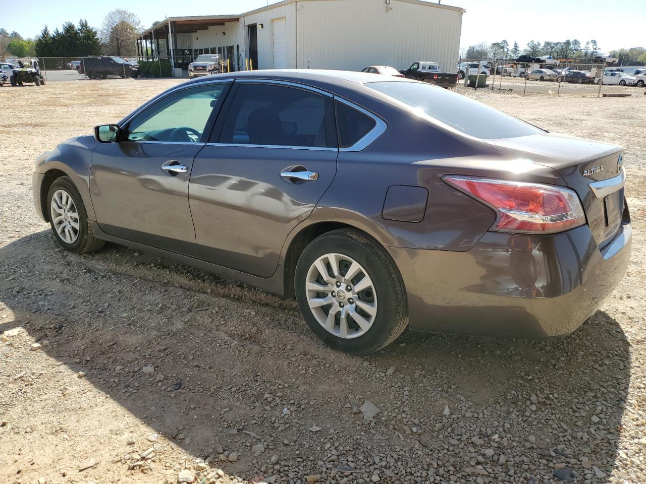 2014 Nissan Altima 2.5 - Фото 2