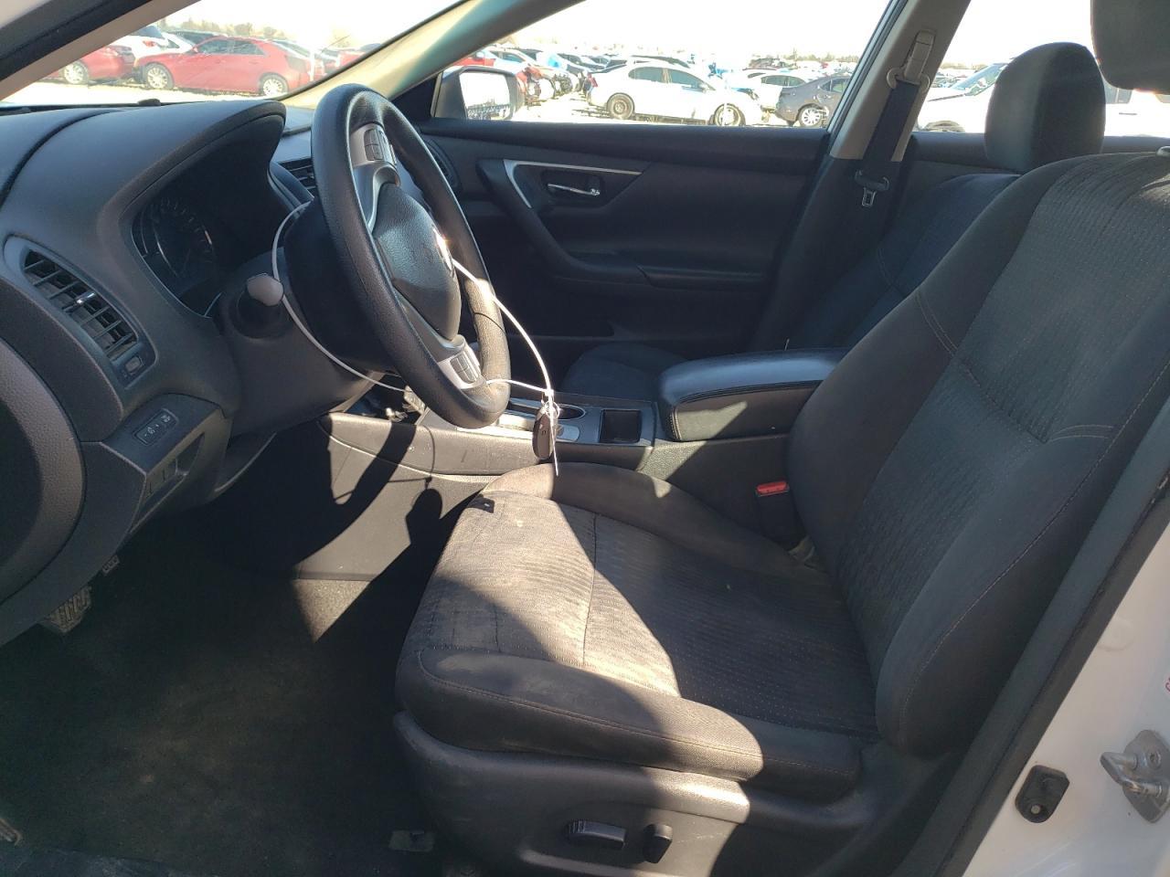 2016 Nissan Altima 2.5 - Фото 7