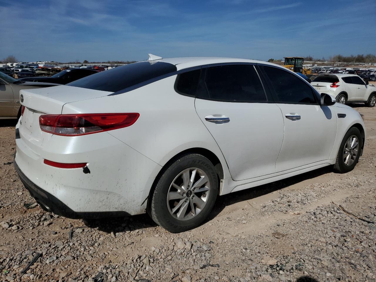 2019 Kia Optima Lx - Фото 3