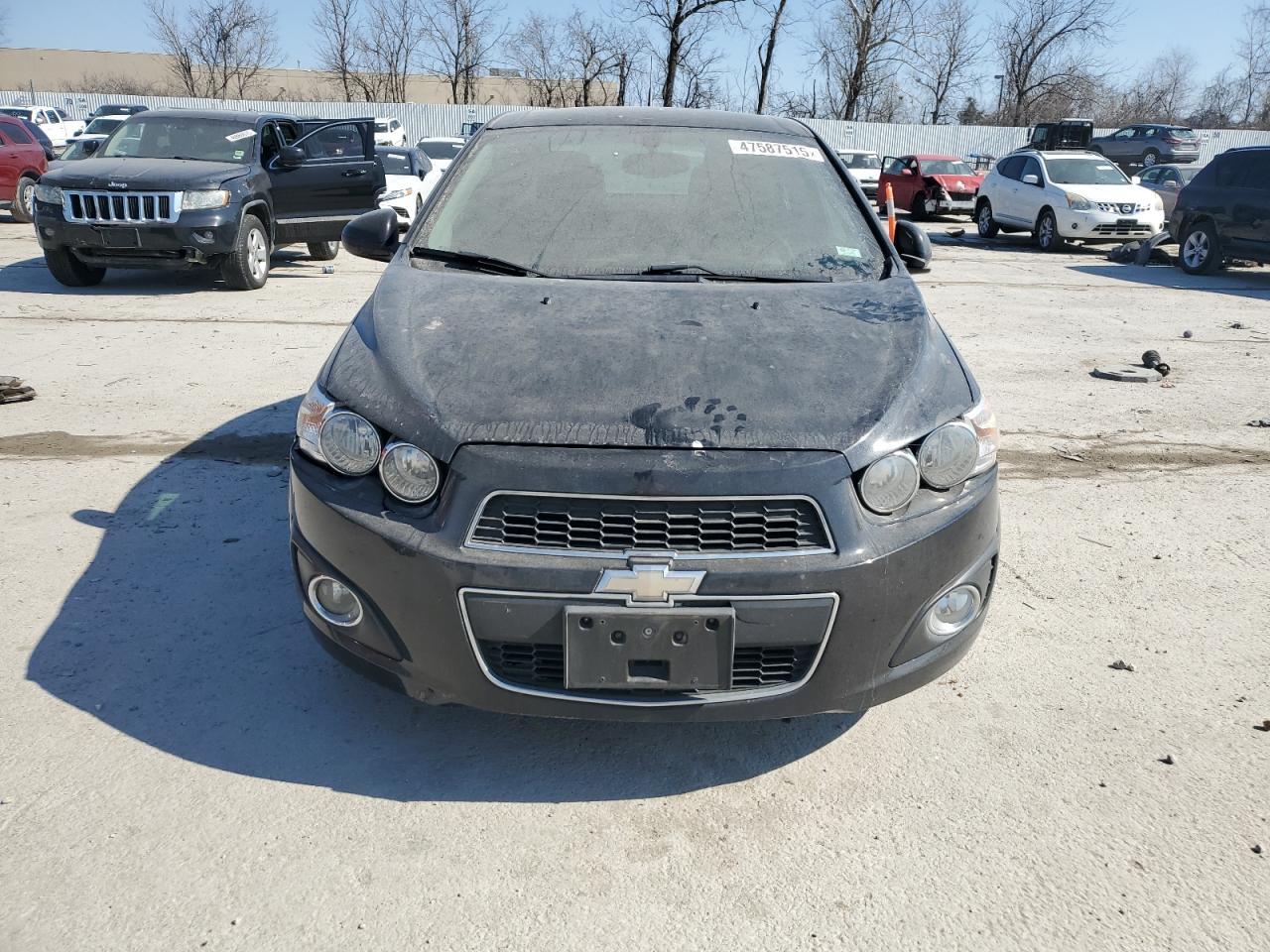 2014 Chevrolet Sonic Lt - Фото 5