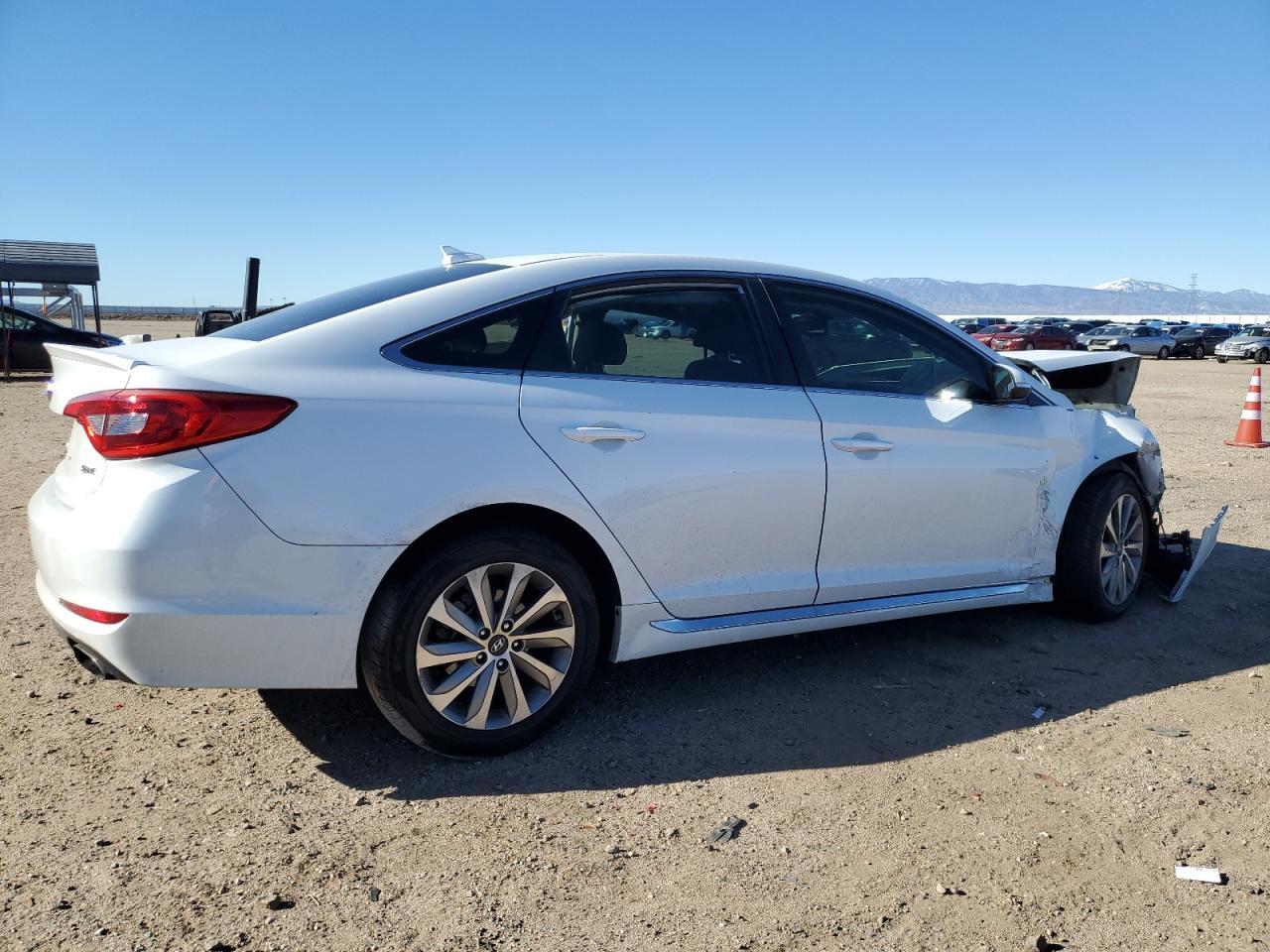 2017 Hyundai Sonata Sport - Image 3