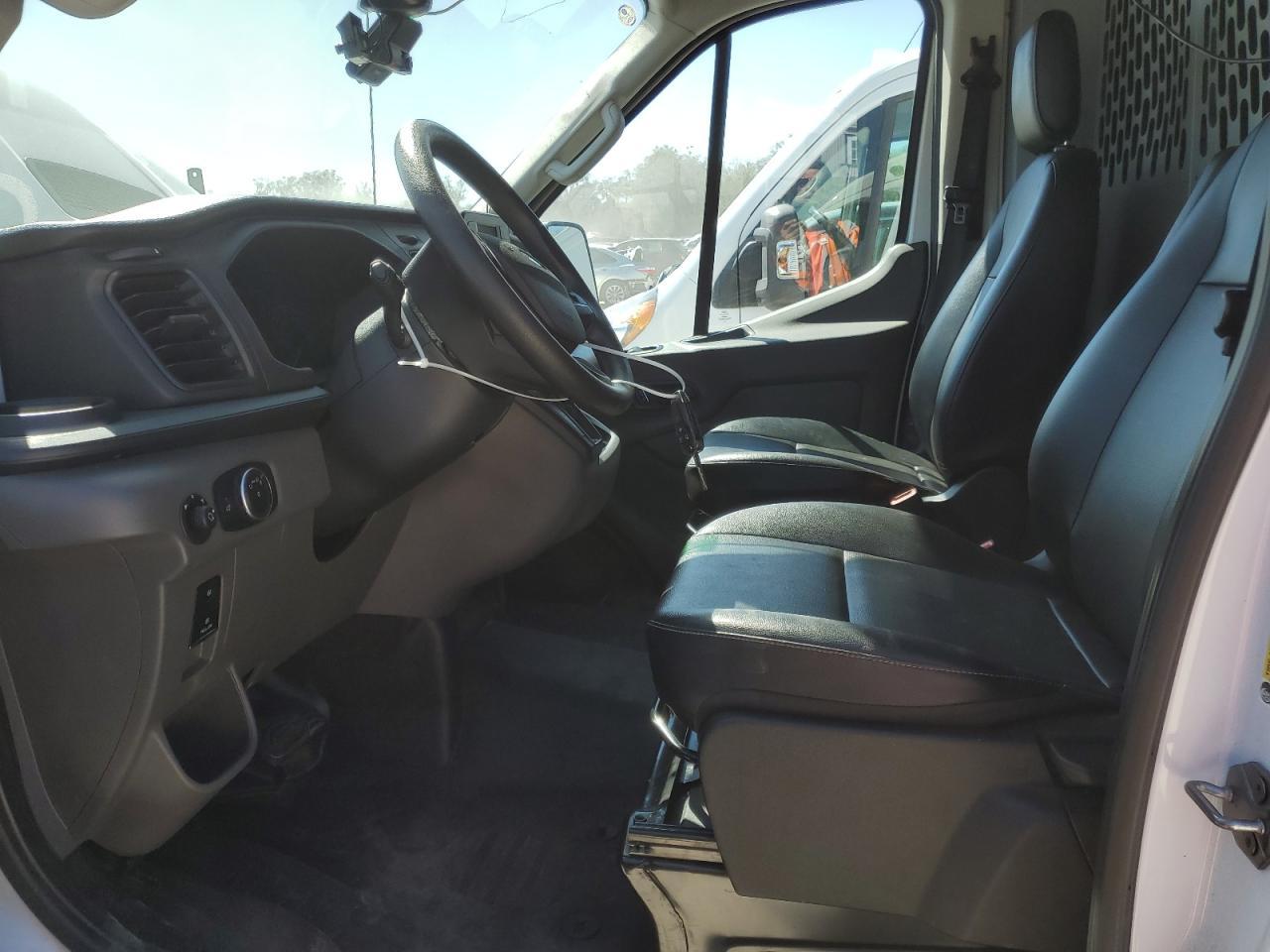 2023 Ford Transit T-250 - Image 7