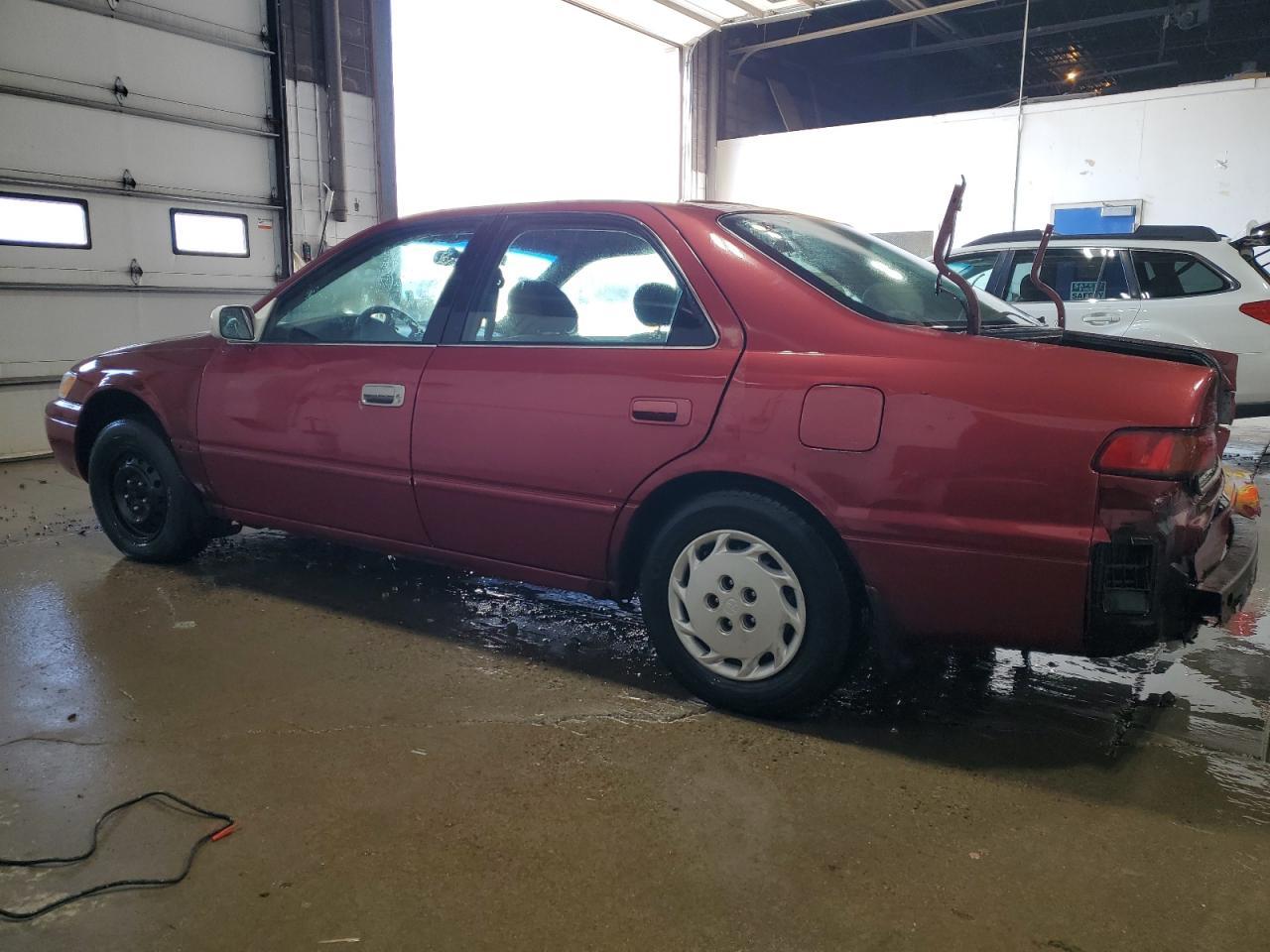 1997 Toyota Camry Ce - Фото 2