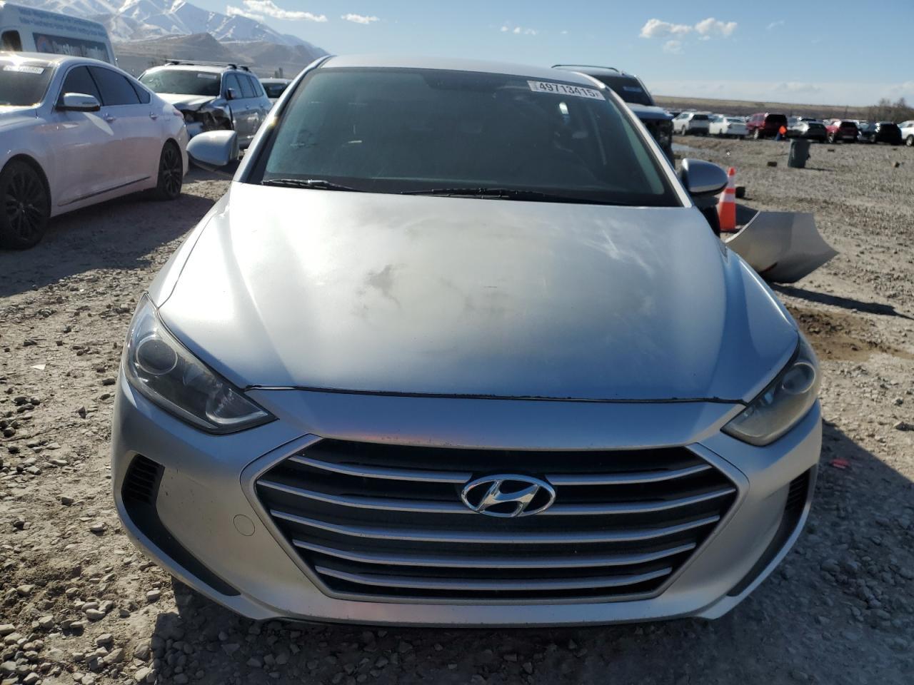 2017 Hyundai Elantra Se - Image 5