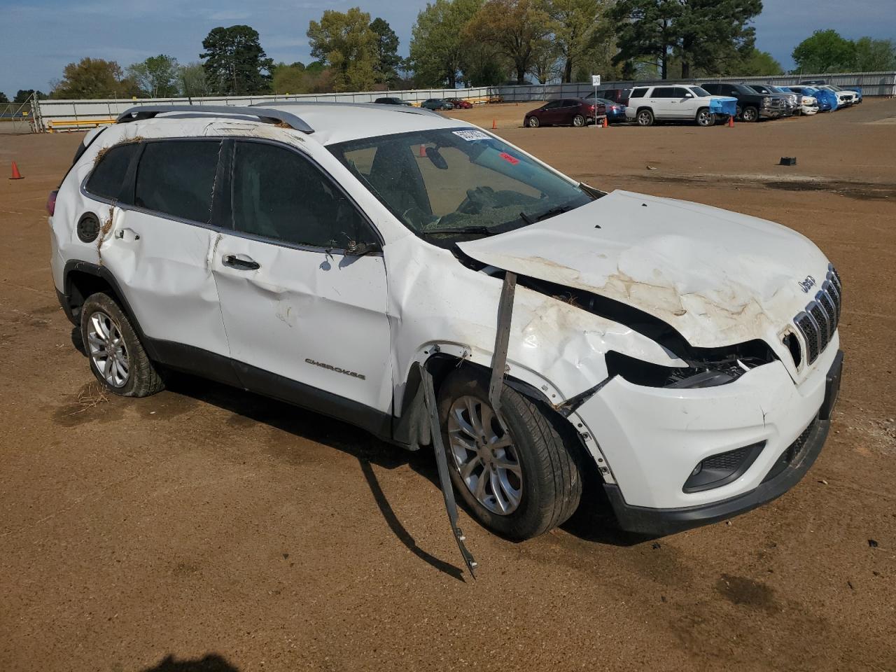 2019 Jeep Cherokee Latitude - Image 4