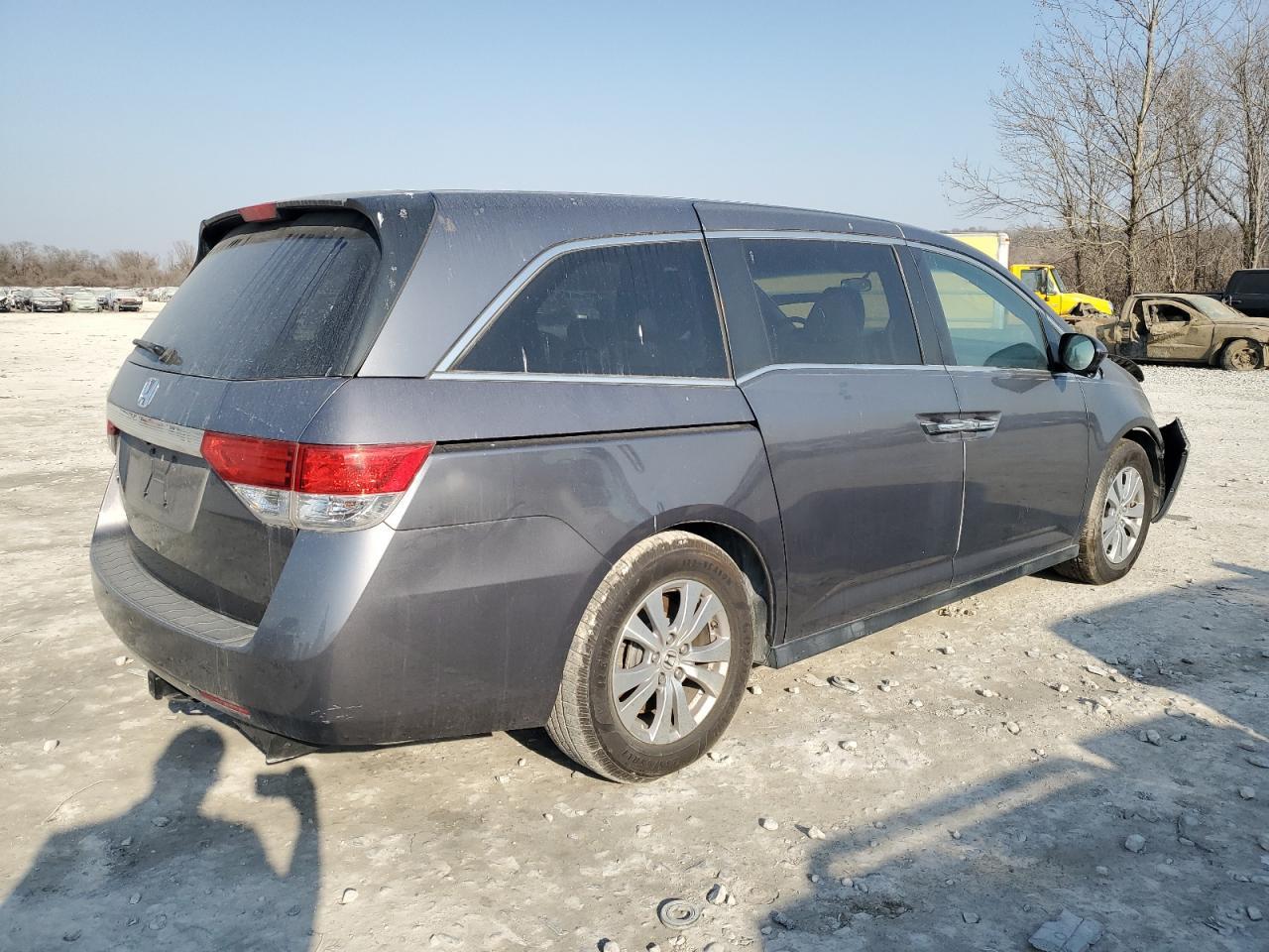 2015 Honda Odyssey Ex - Image 3