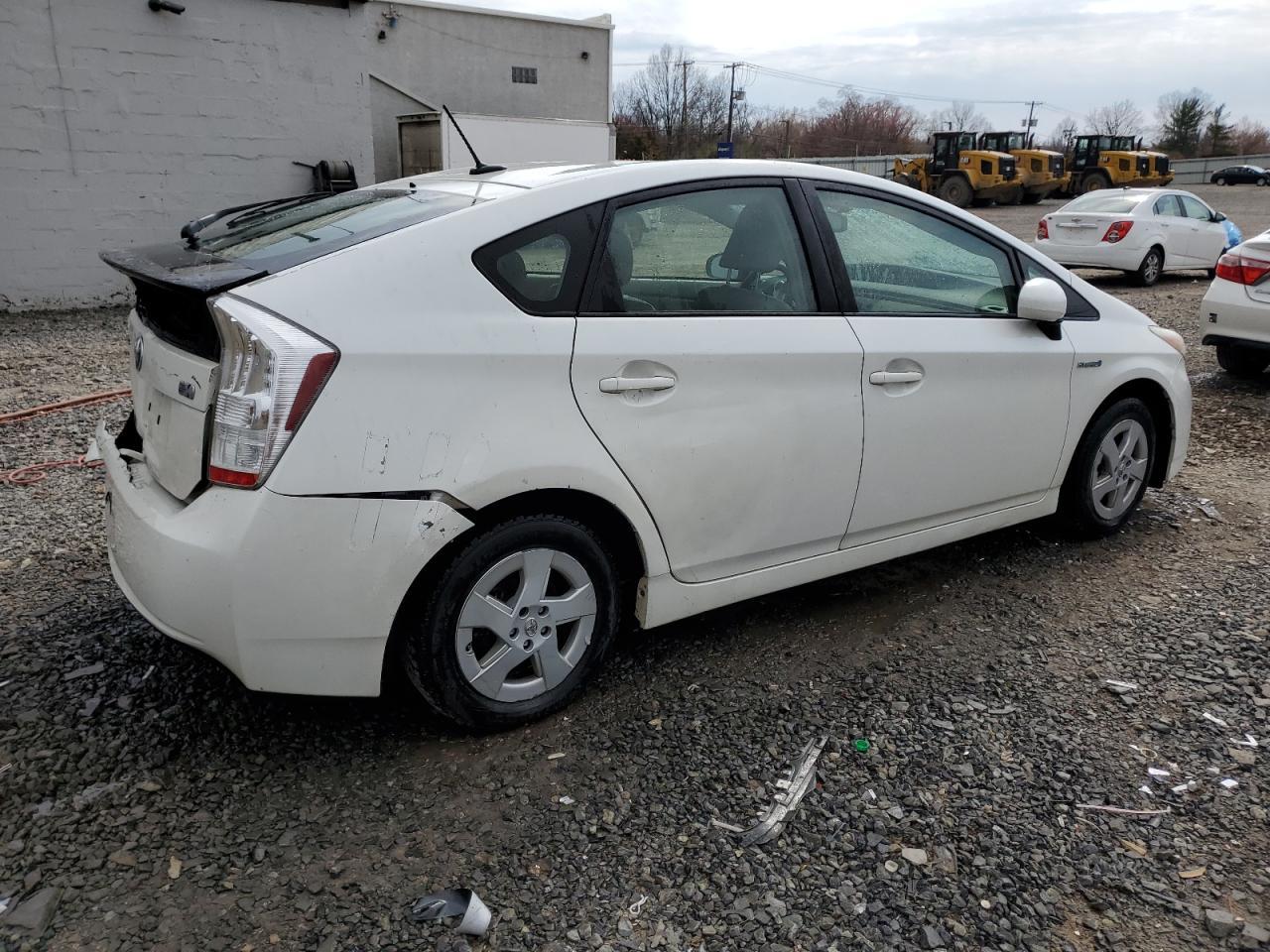2010 Toyota Prius Iv - Фото 3