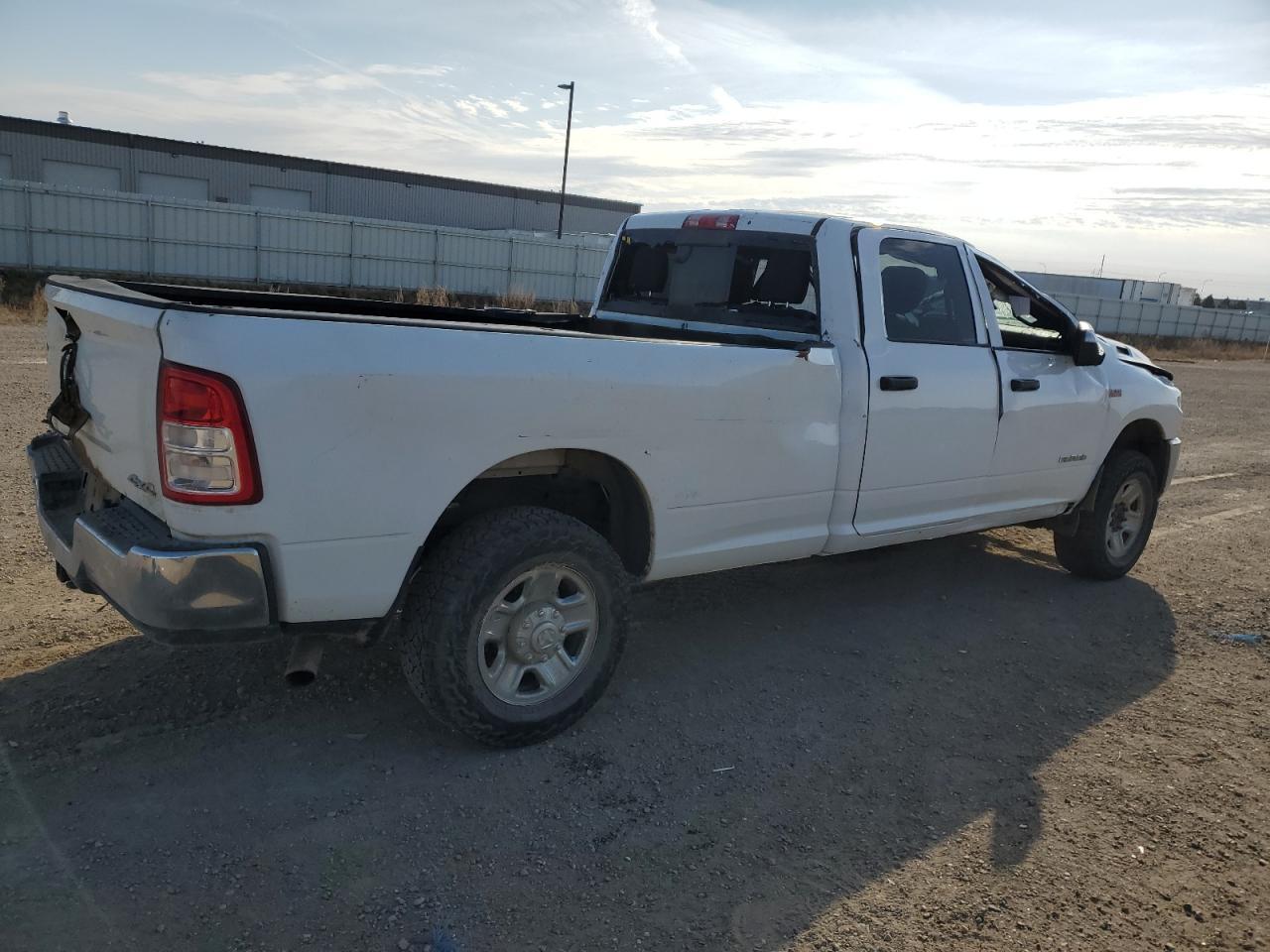 2021 Ram 3500 Tradesman - Фото 3