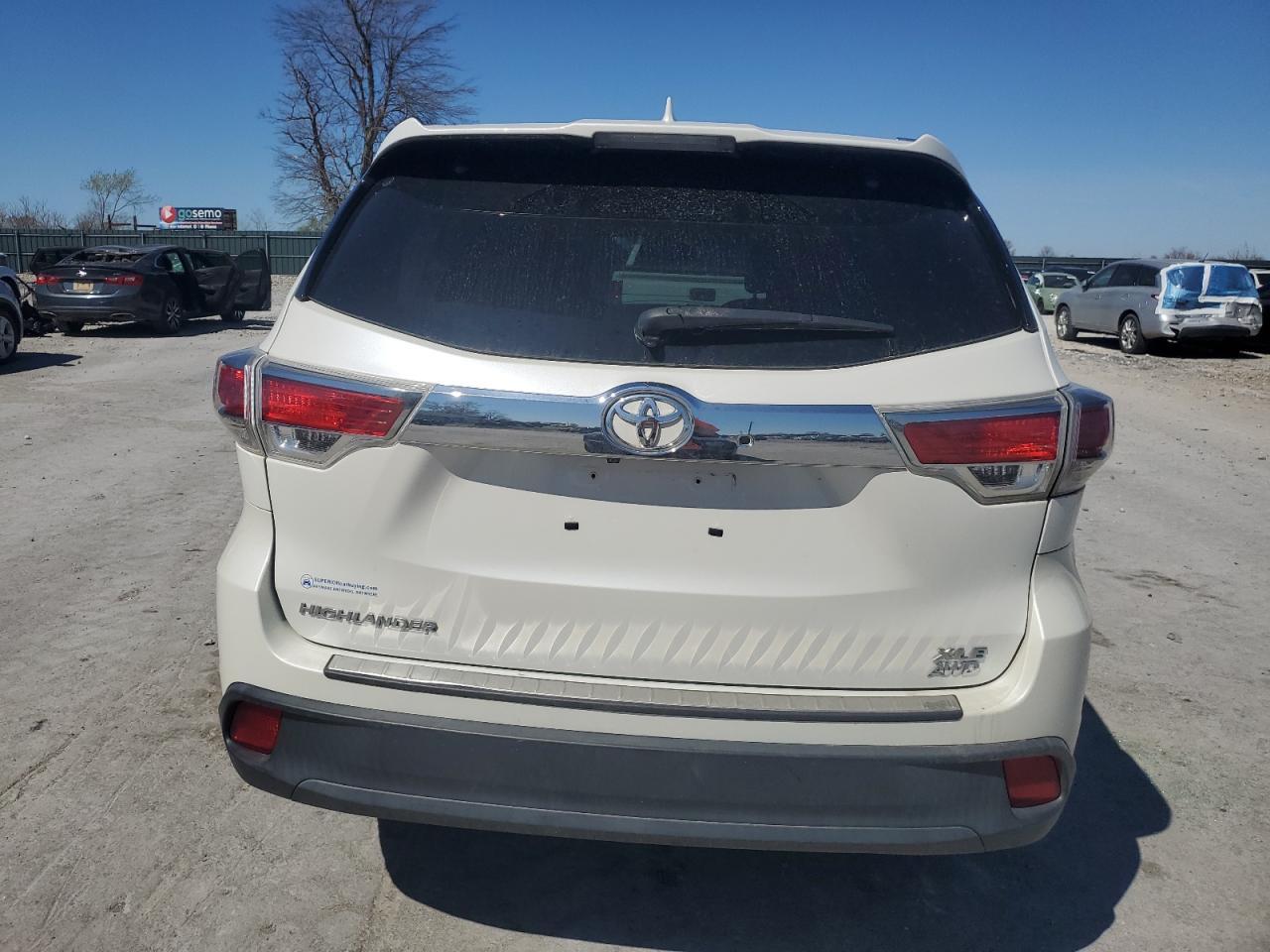 2015 Toyota Highlander Limited - Image 6
