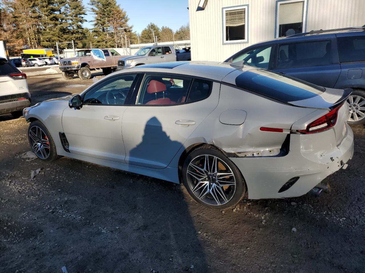 2023 Kia Stinger Gt2 - Фото 2