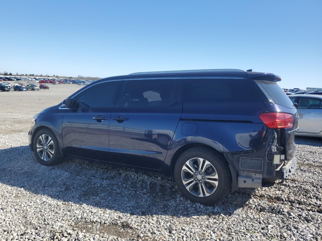 2019 Kia Sedona - Фото 2
