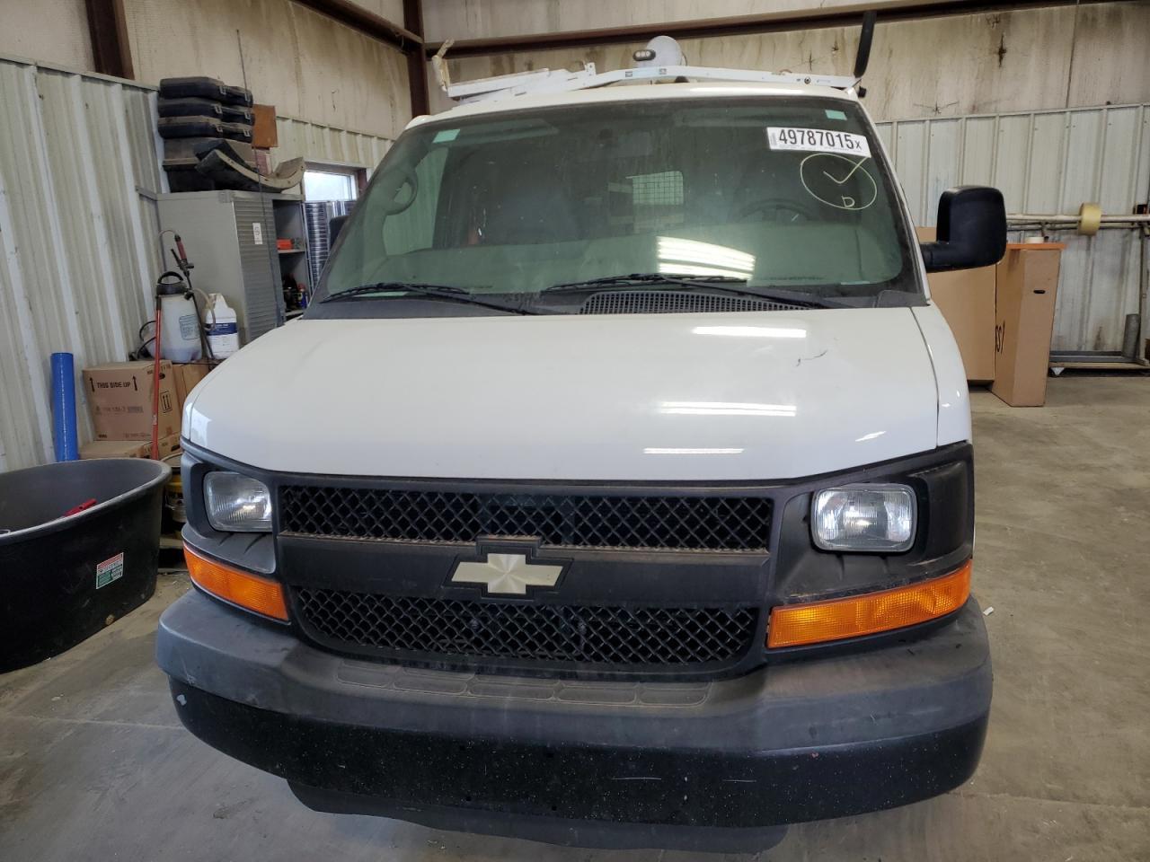2013 Chevrolet Express G2500 - Image 5