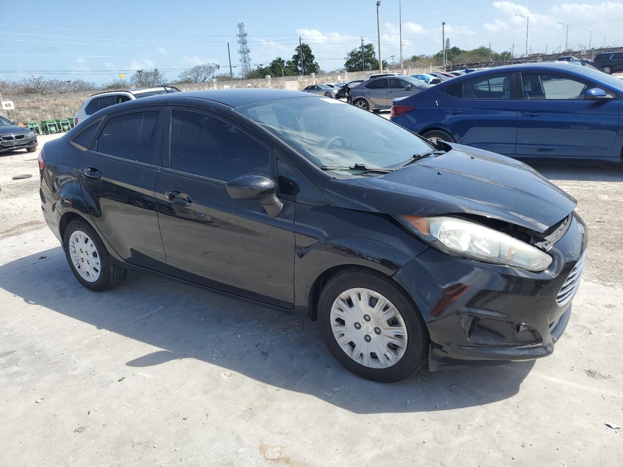 2016 Ford Fiesta S - Фото 4