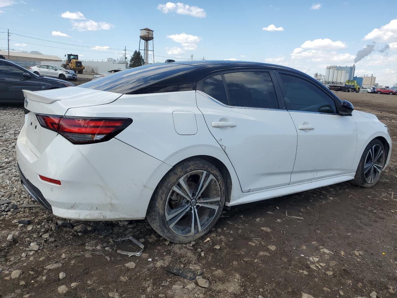 2020 Nissan Sentra Sr - Image 3