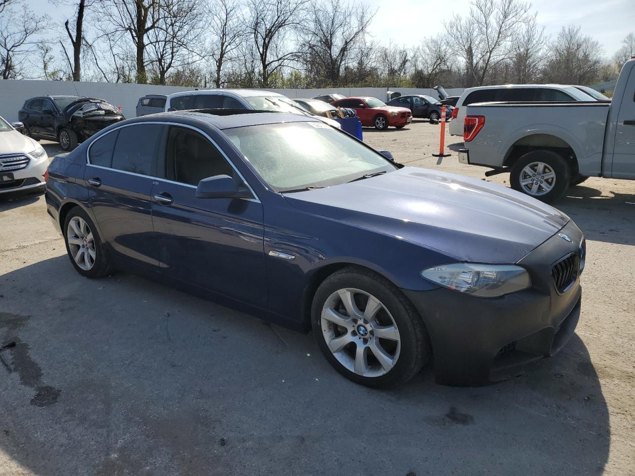 2013 BMW 550 I - Фото 4