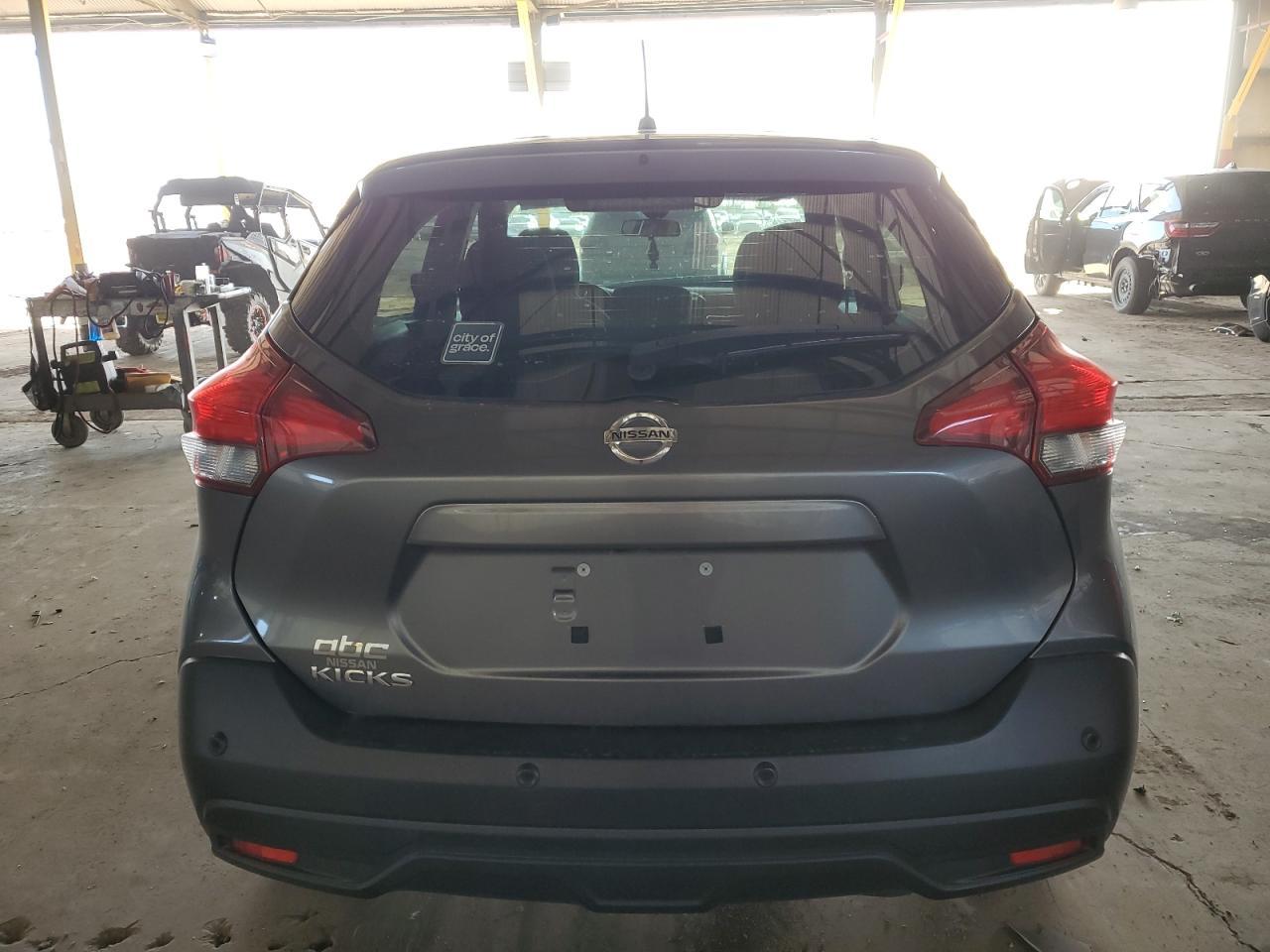 2020 Nissan Kicks S - Image 6