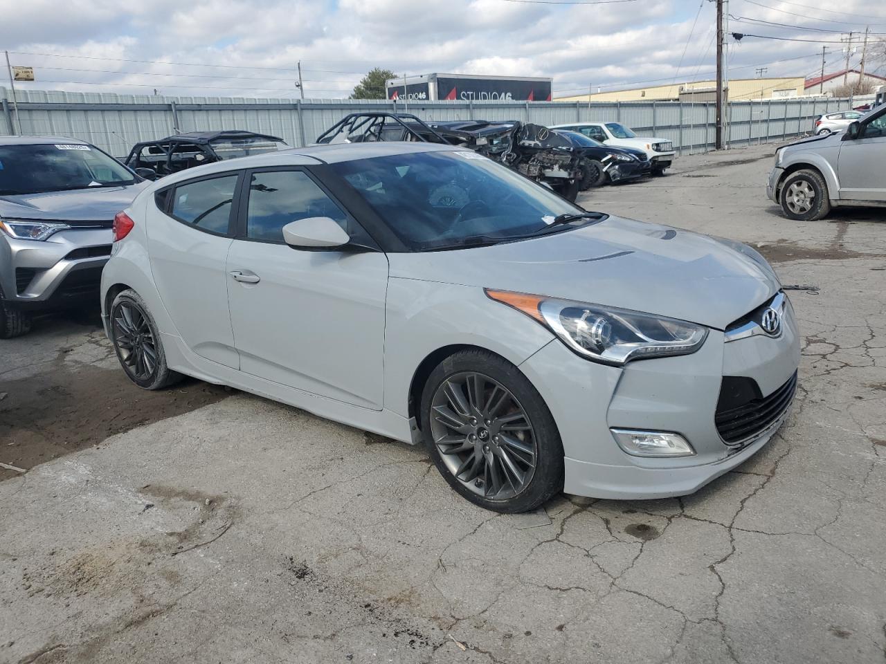 2013 Hyundai Veloster - Image 4