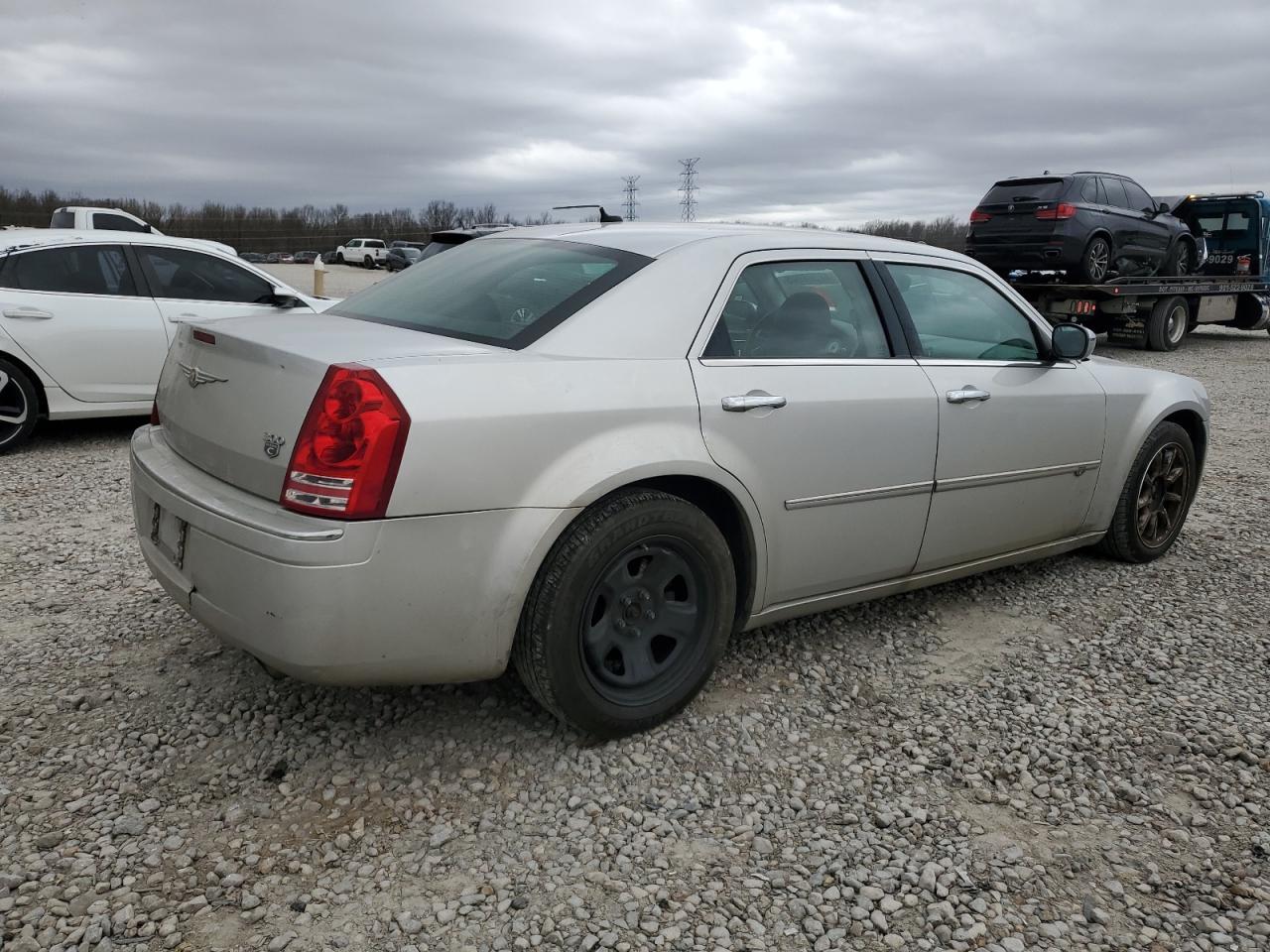 2008 Chrysler 300C - Image 3