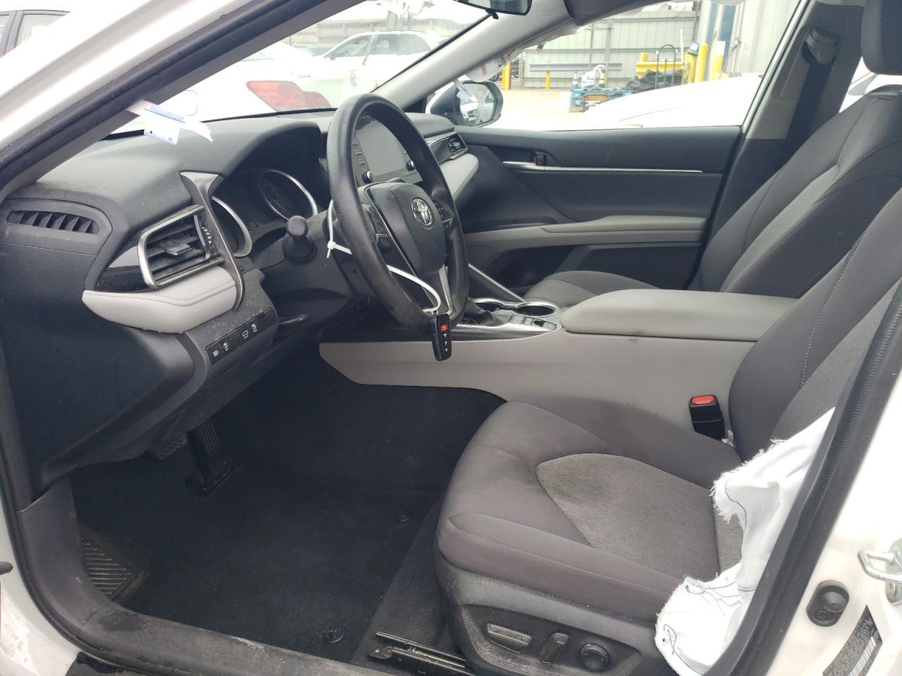 2024 Toyota Camry Le - Фото 7