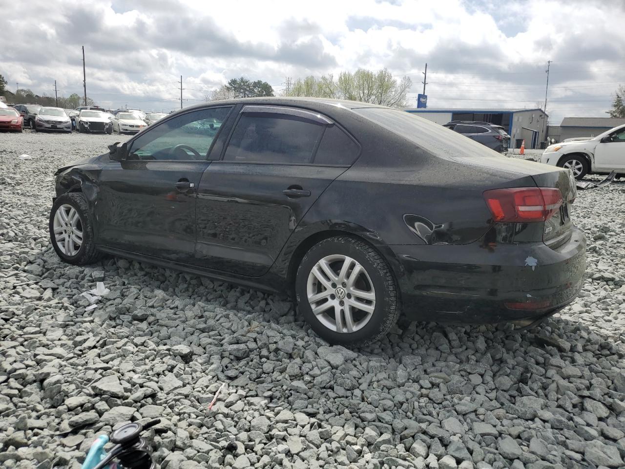 2018 Volkswagen Jetta S - Фото 2