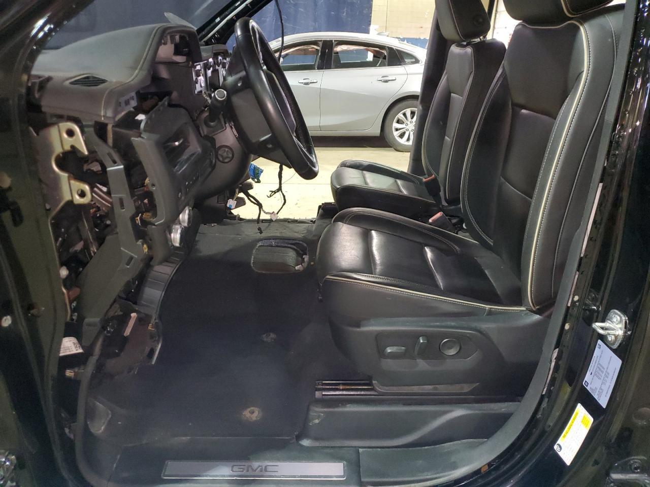 2021 GMC Yukon Slt - Фото 7