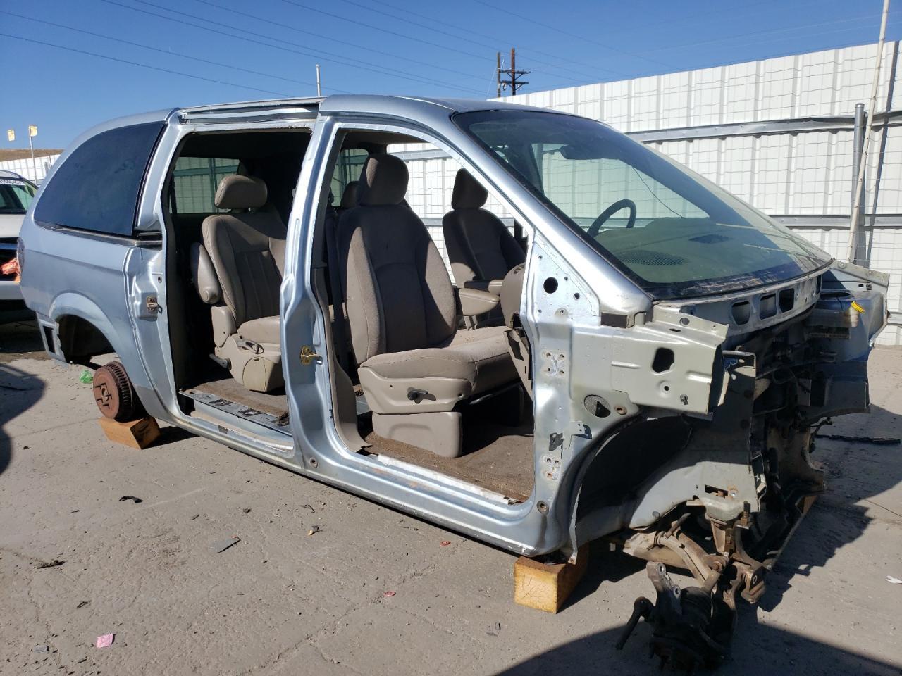 2003 Chrysler Town & Country - Image 7