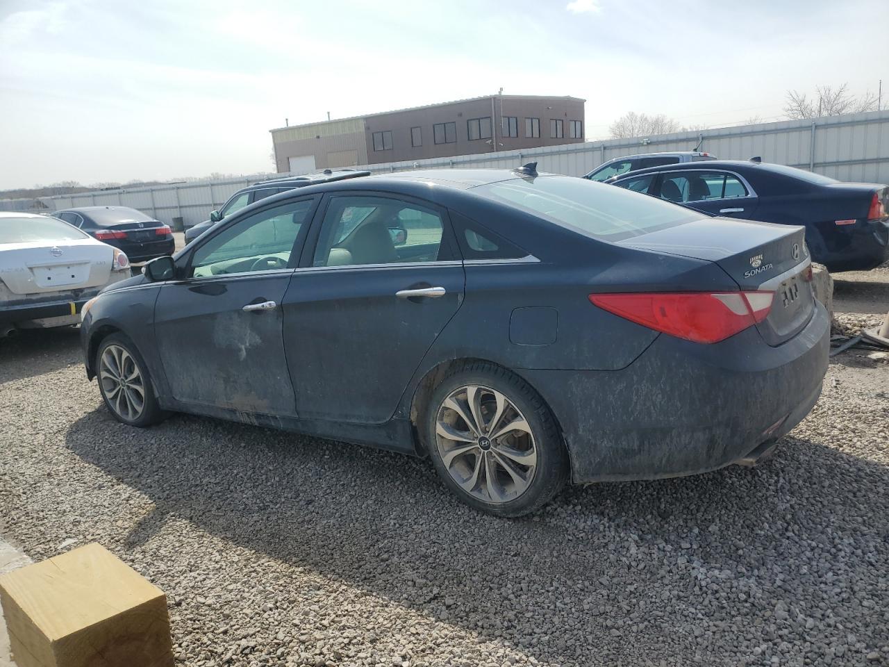 2013 Hyundai Sonata Se - Фото 2