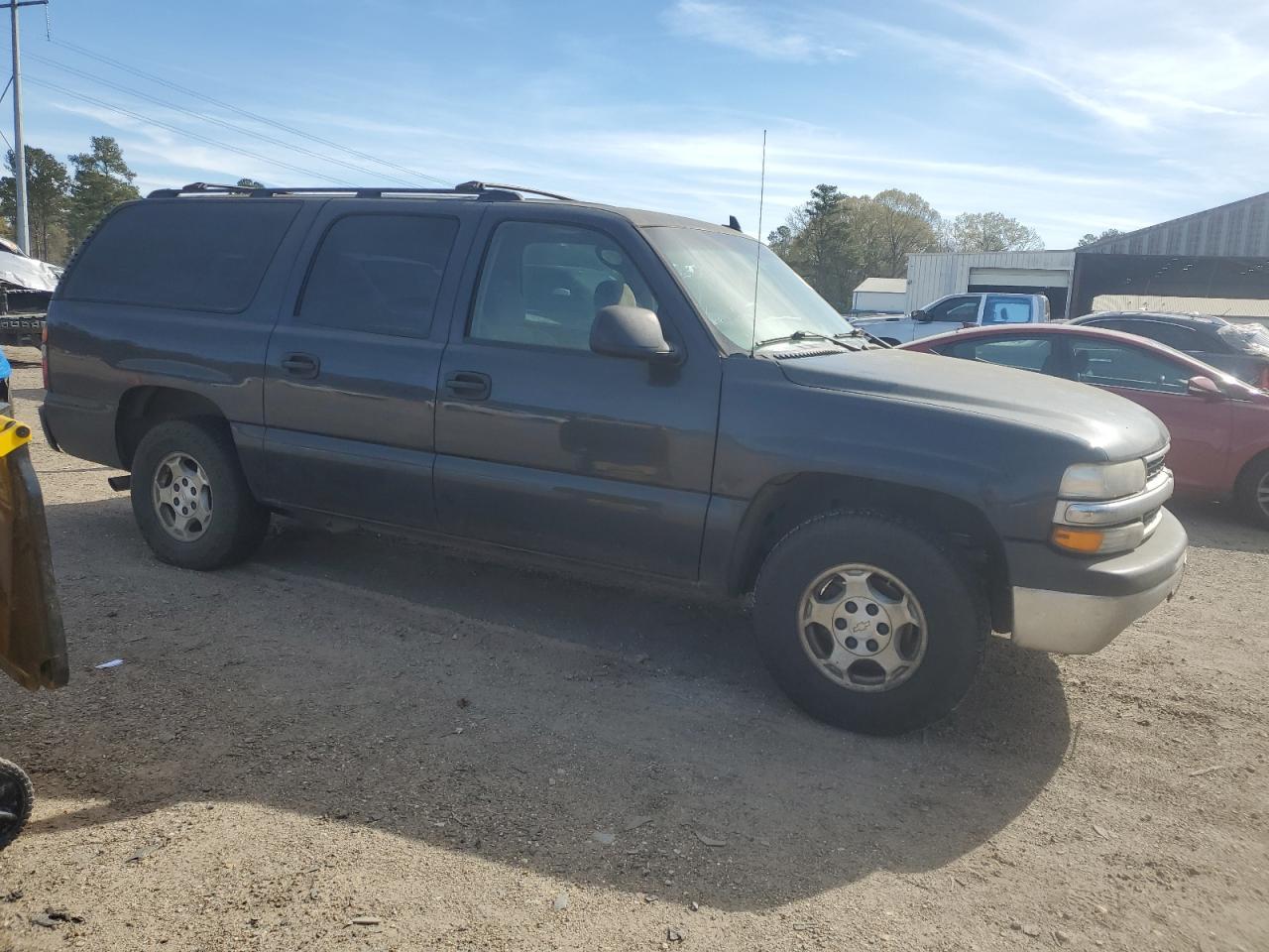 2006 Chevrolet Suburban C1500 - Image 4