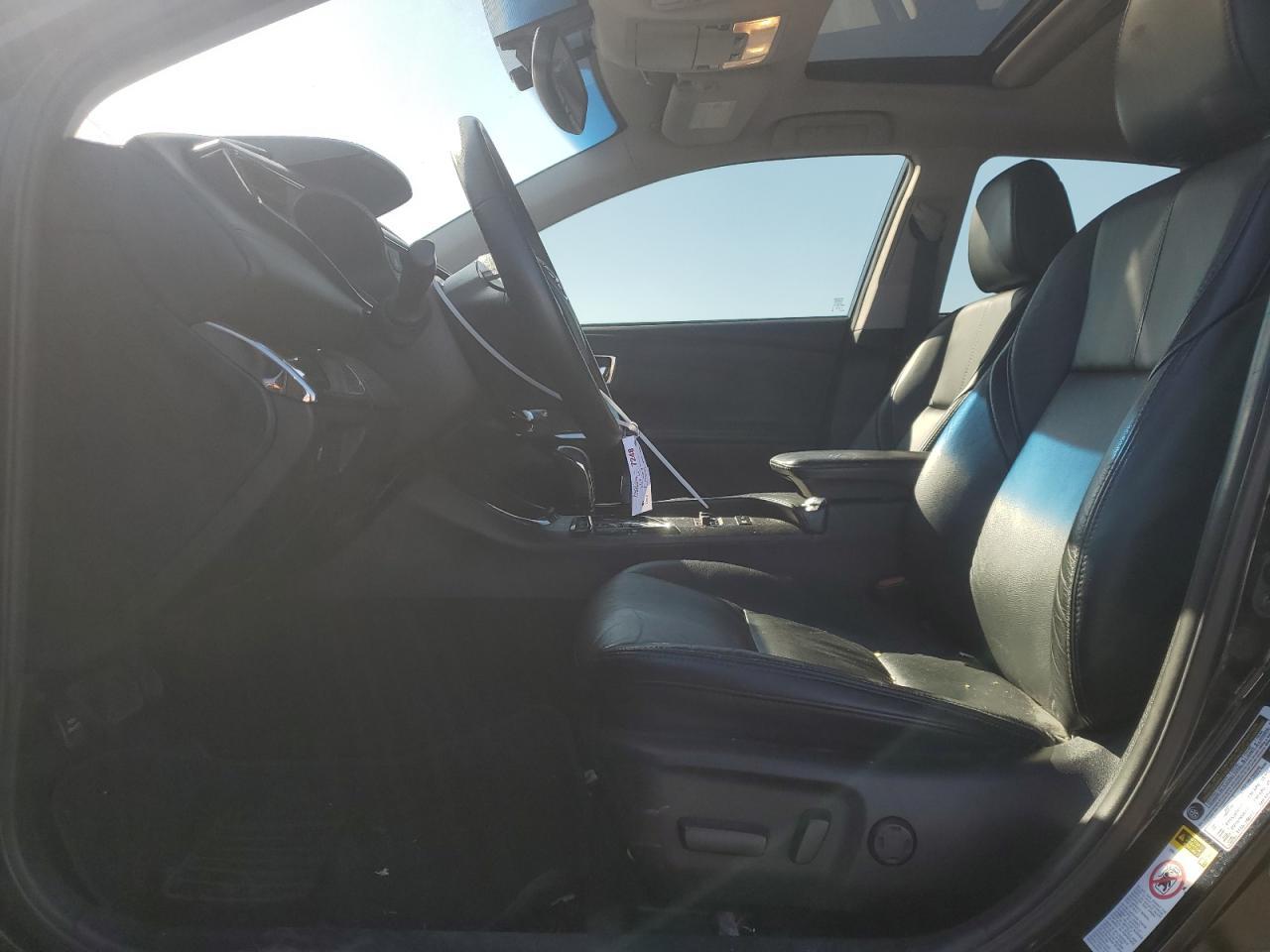 2015 Toyota Avalon Hybrid - Image 7