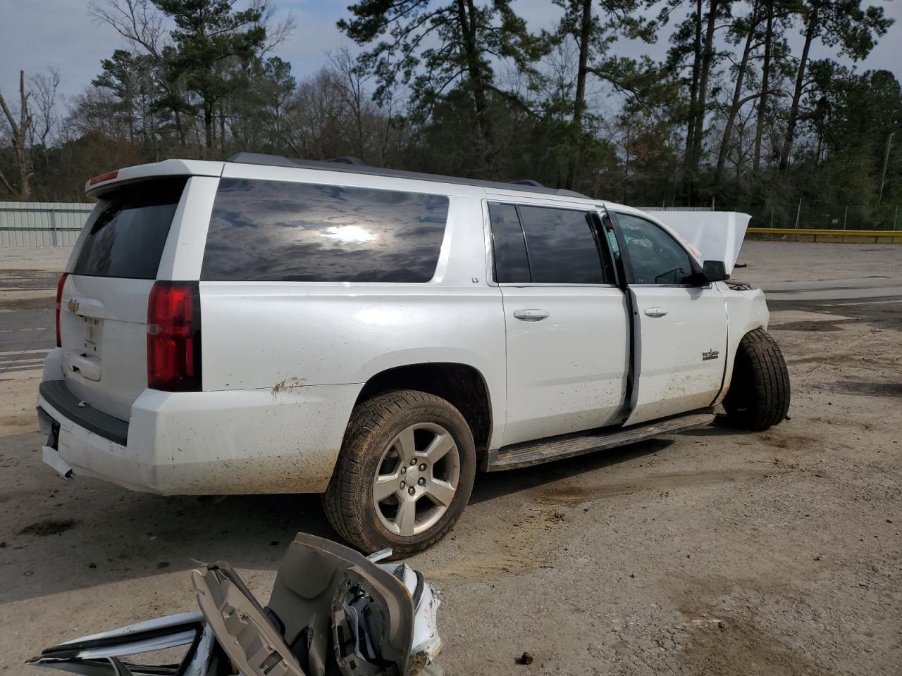 2016 Chevrolet Suburban C1500 Lt - Фото 3