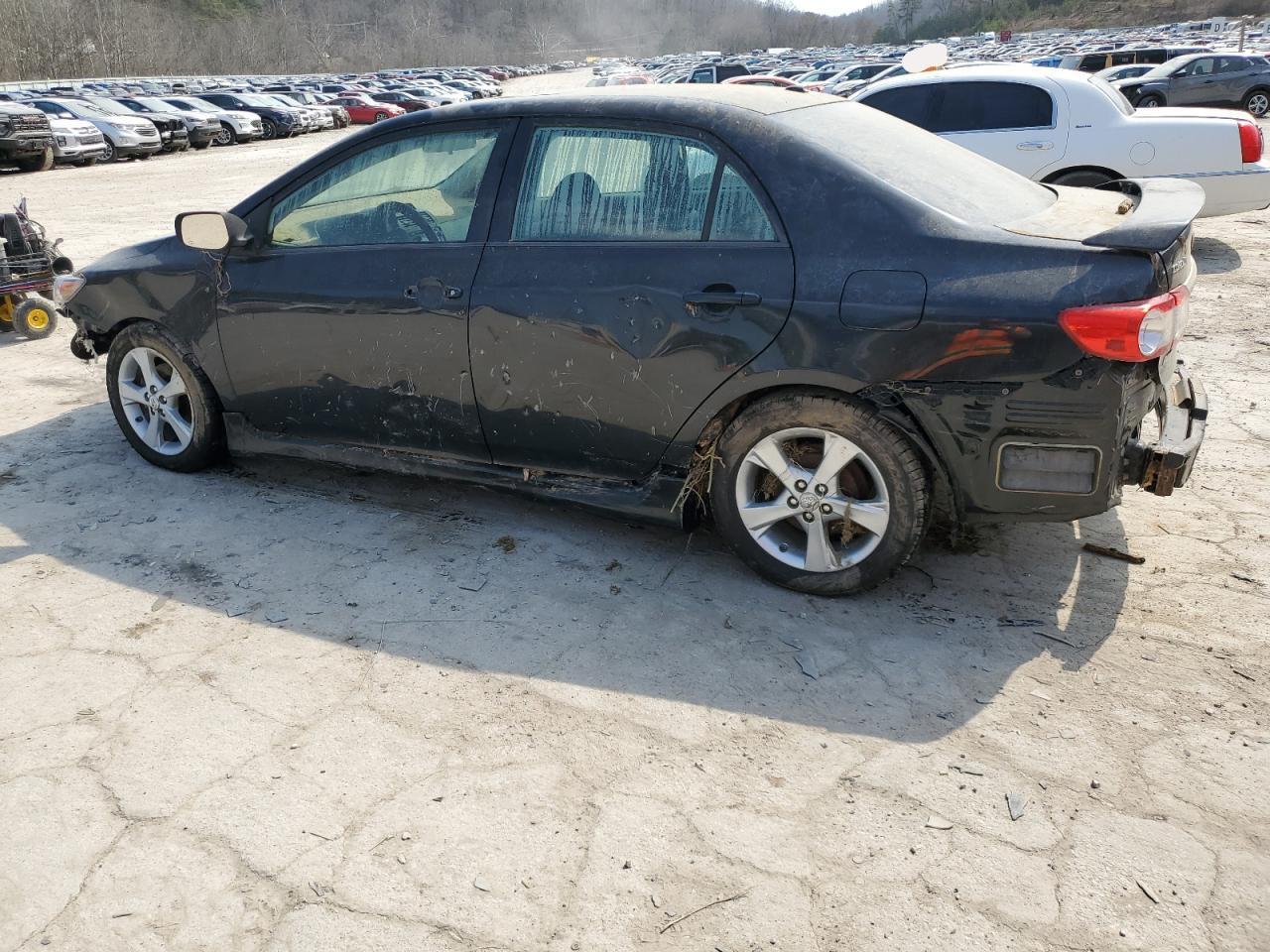 2012 Toyota Corolla Base - Фото 2