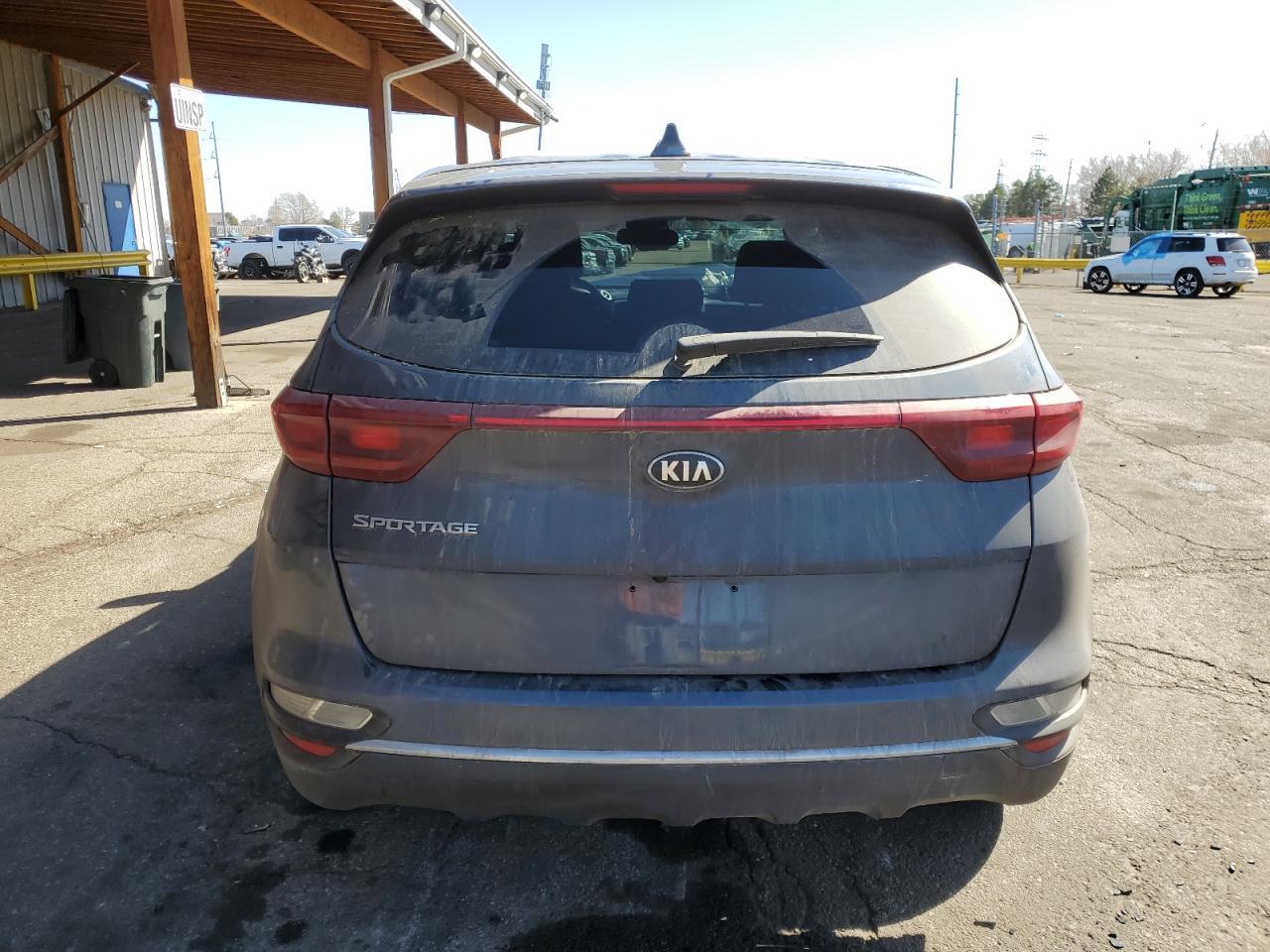 2022 Kia Sportage Lx - Image 6