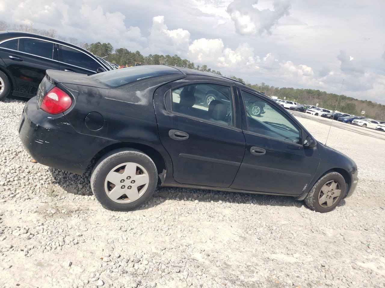2003 Dodge Neon Se - Image 3