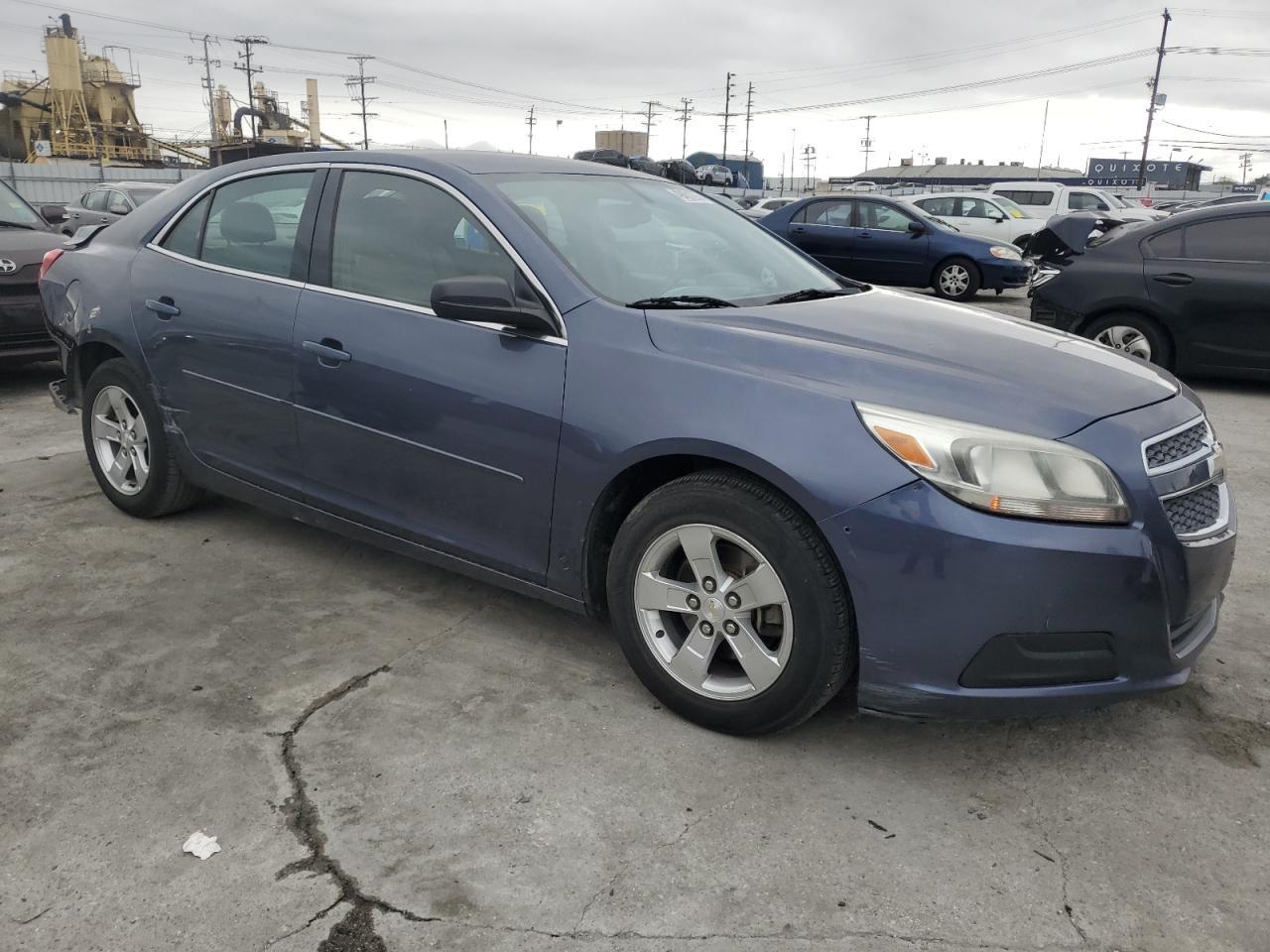 2013 Chevrolet Malibu Ls - Фото 4