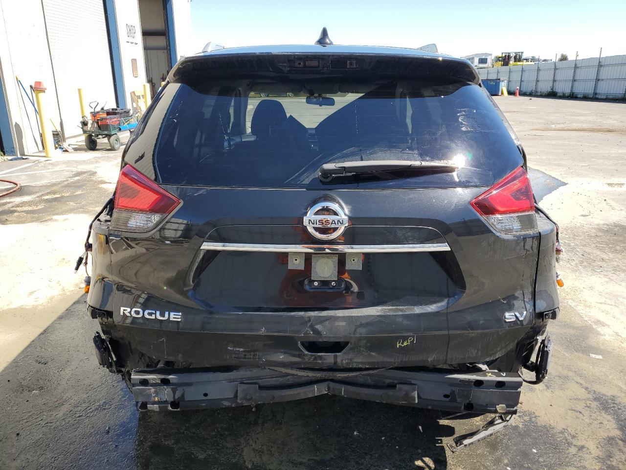 2017 Nissan Rogue S - Image 6