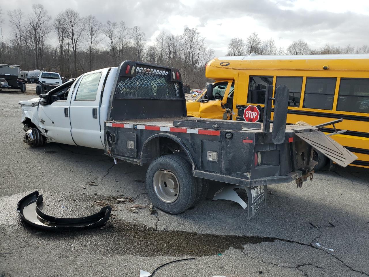 2014 Ford F350 Super Duty - Image 2