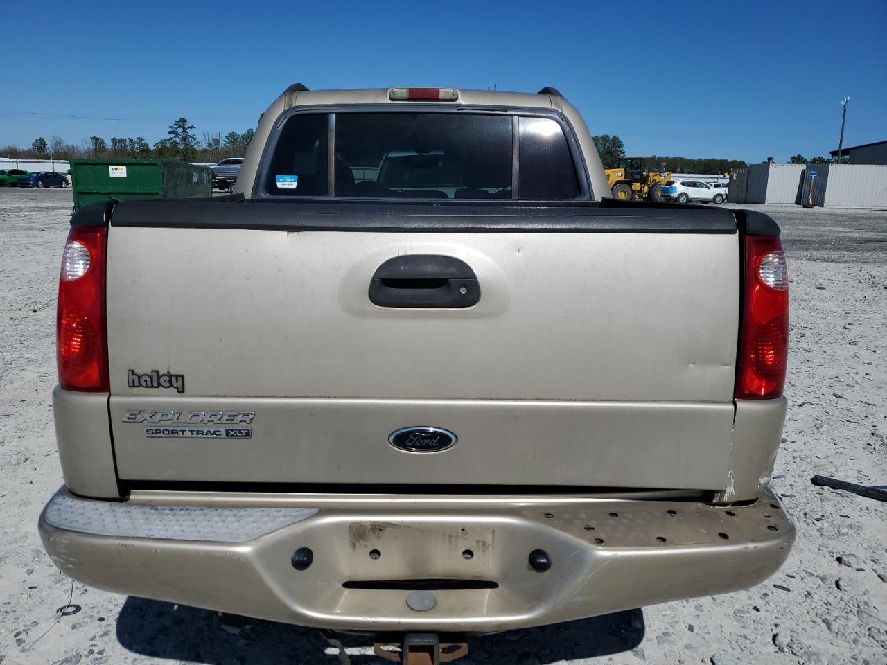 2004 Ford Explorer Sport Trac - Фото 6