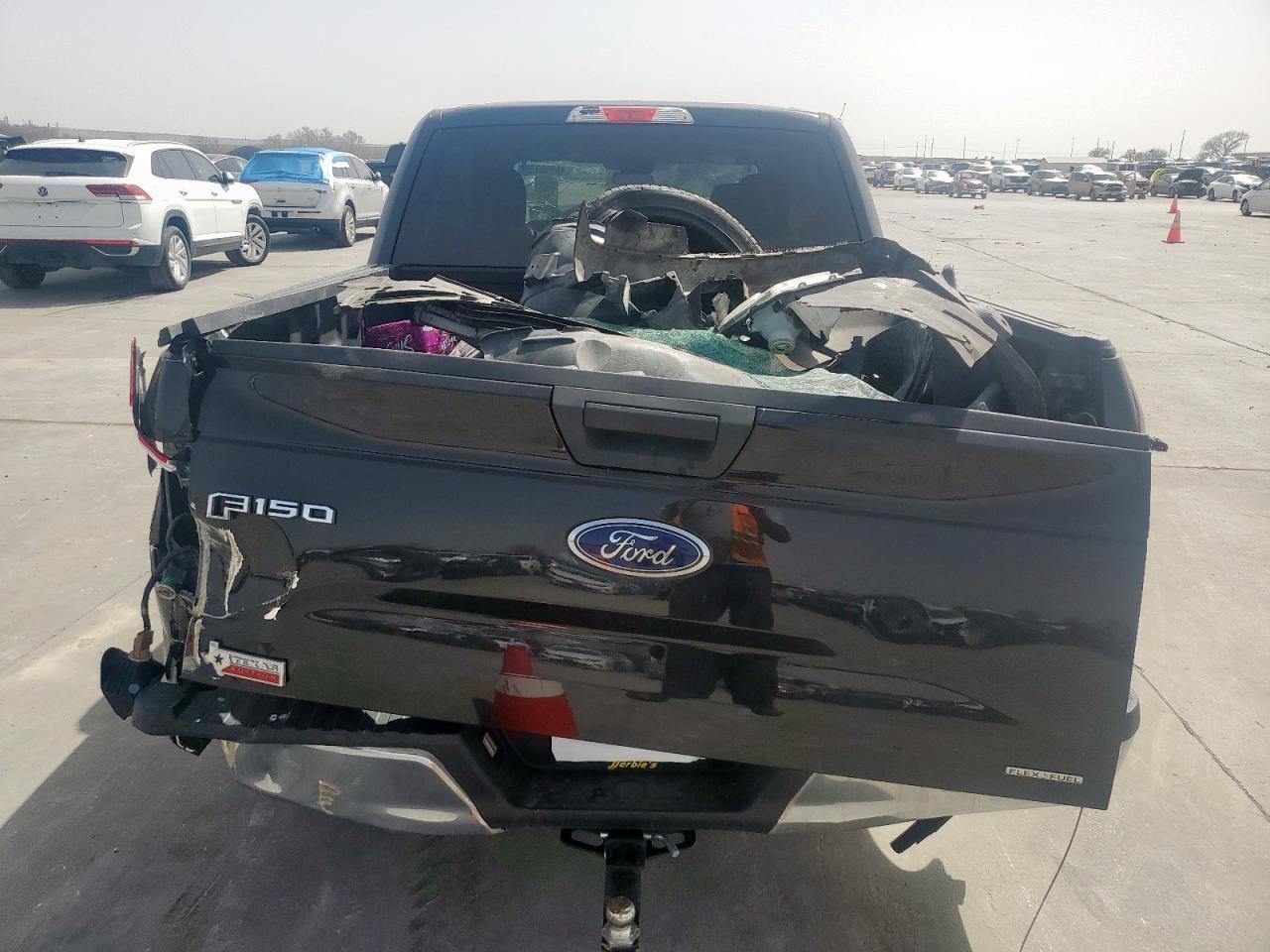 2015 Ford F150 Supercrew - Фото 6