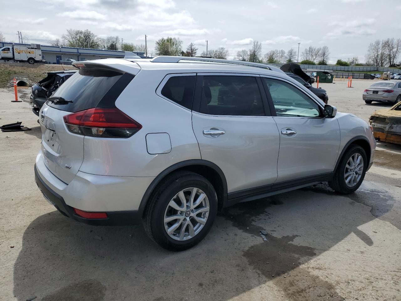 2018 Nissan Rogue S - Фото 3