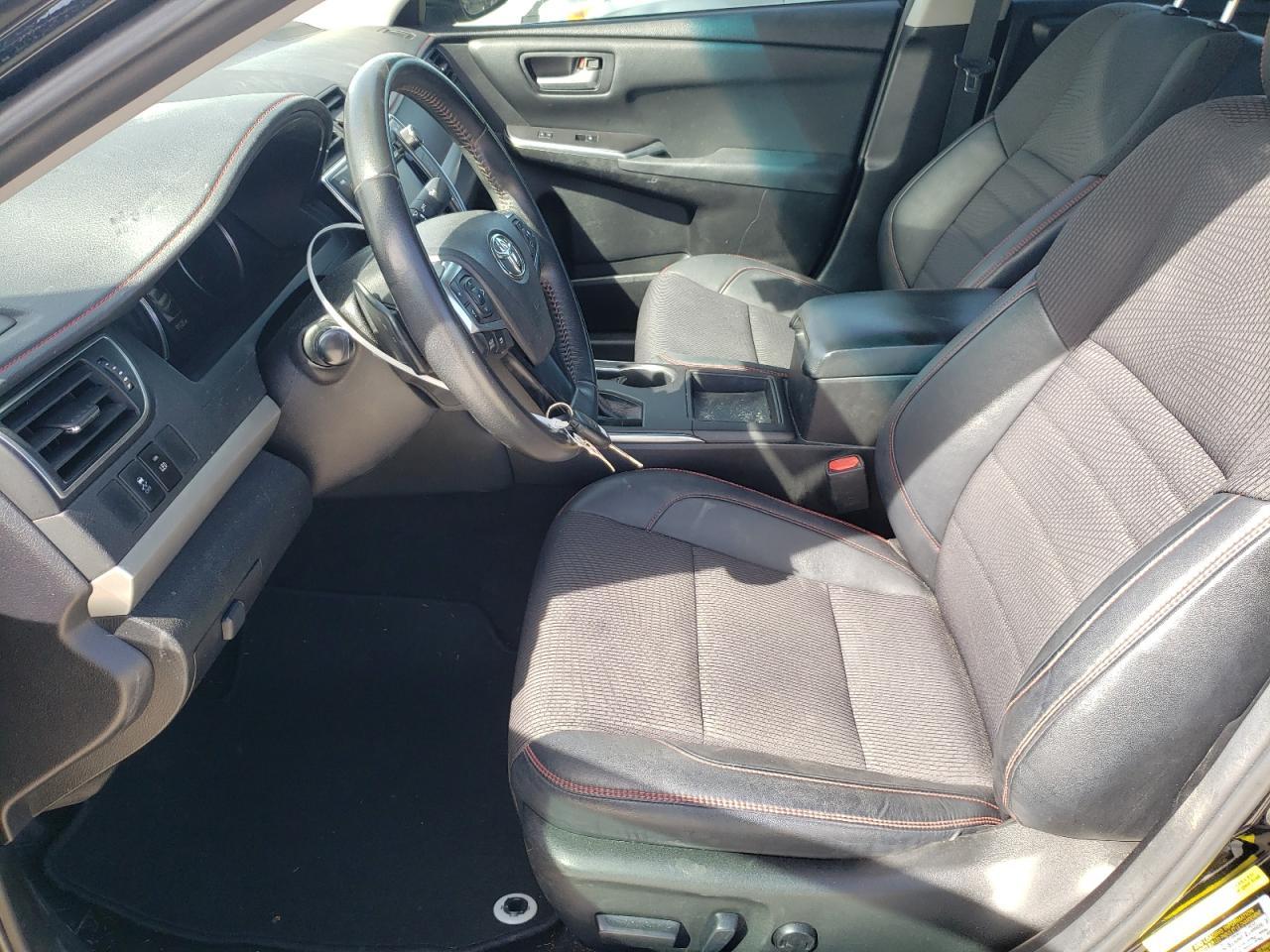 2016 Toyota Camry Le - Image 7