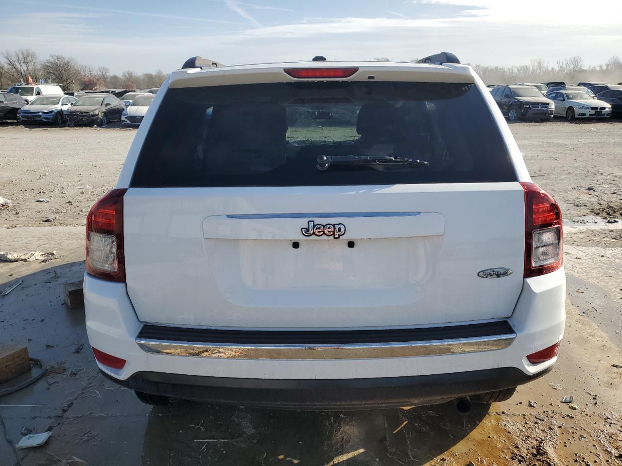 2015 Jeep Compass Latitude - Фото 6