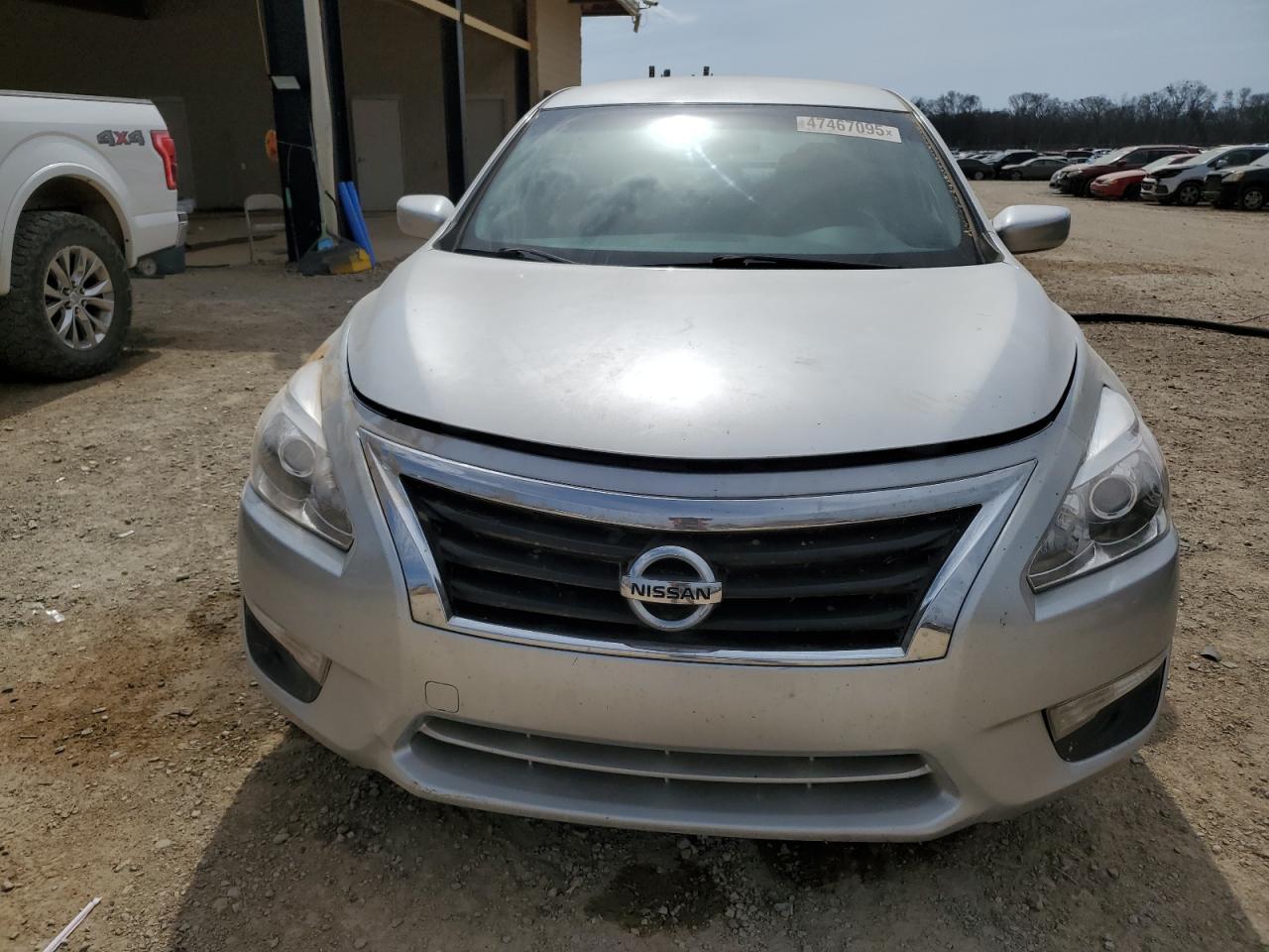 2015 Nissan Altima 2.5 - Image 5