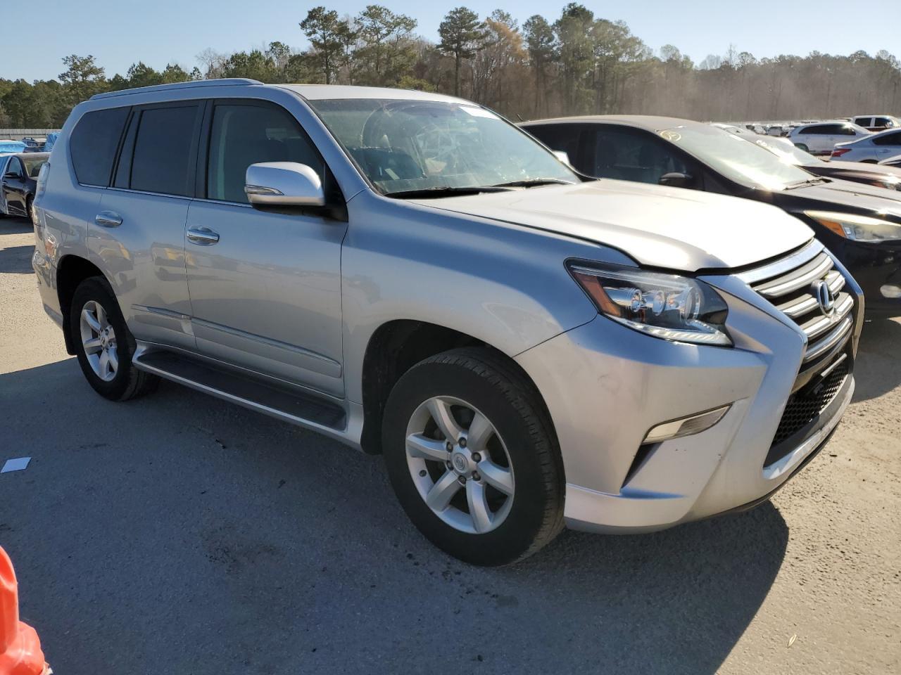2016 Lexus Gx 460 - Image 4