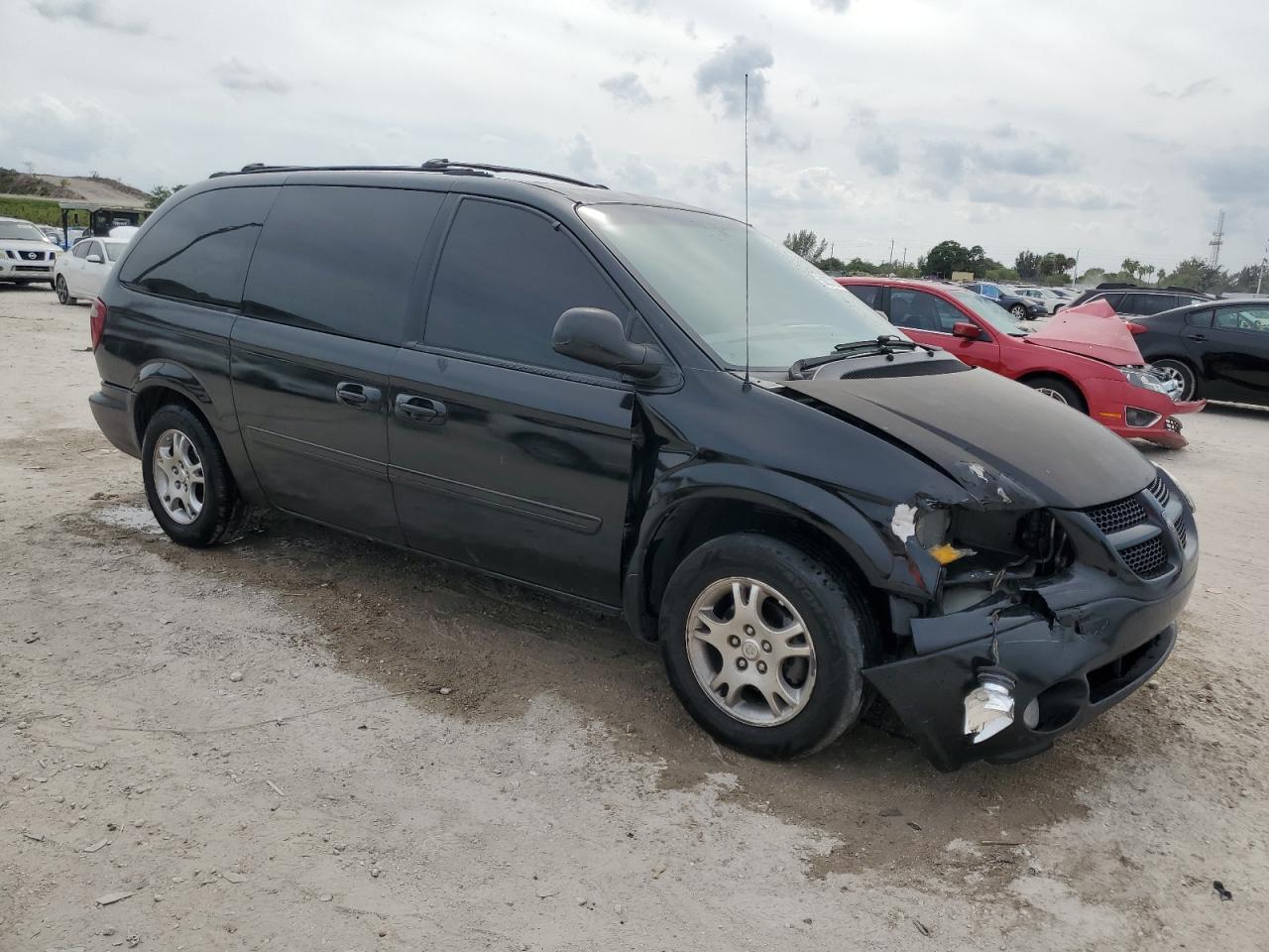 2004 Dodge Grand Caravan Sxt - Image 4