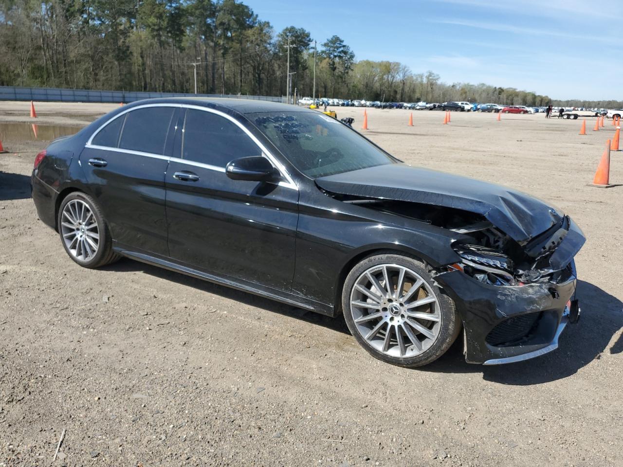 2018 Mercedes-Benz C 300 - Фото 4