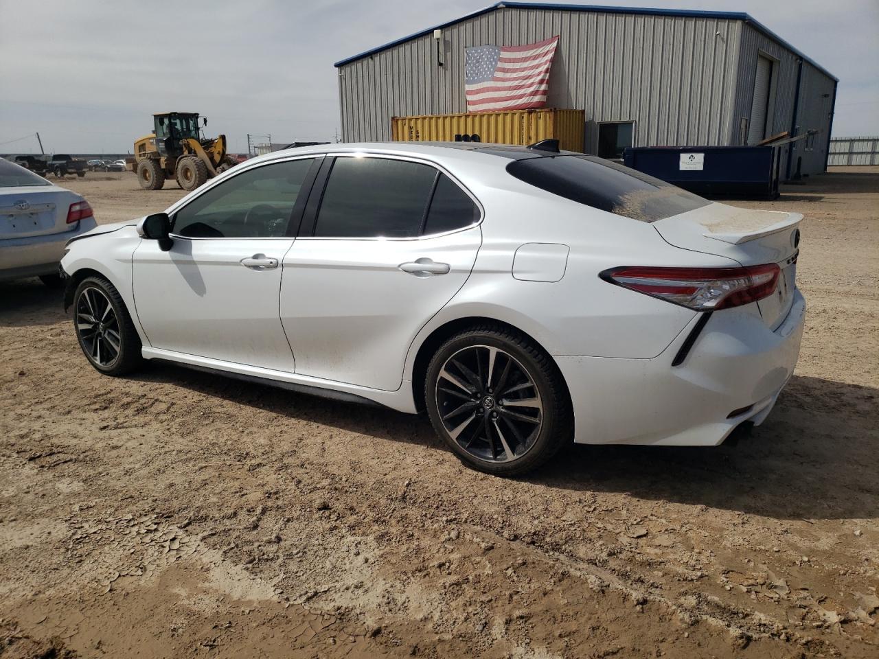 2019 Toyota Camry Xse - Фото 2