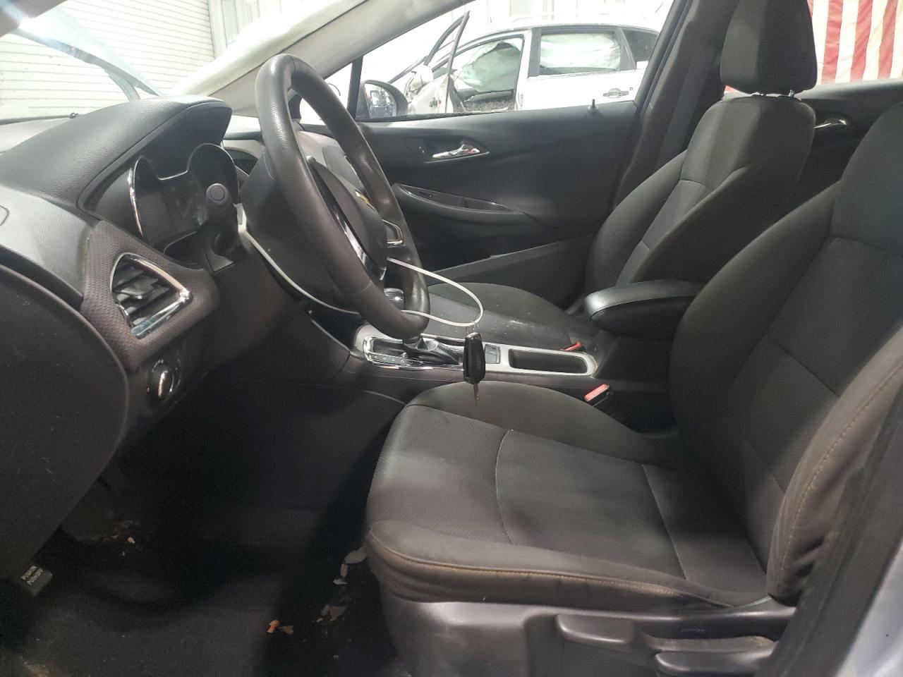 2017 Chevrolet Cruze Ls - Фото 7